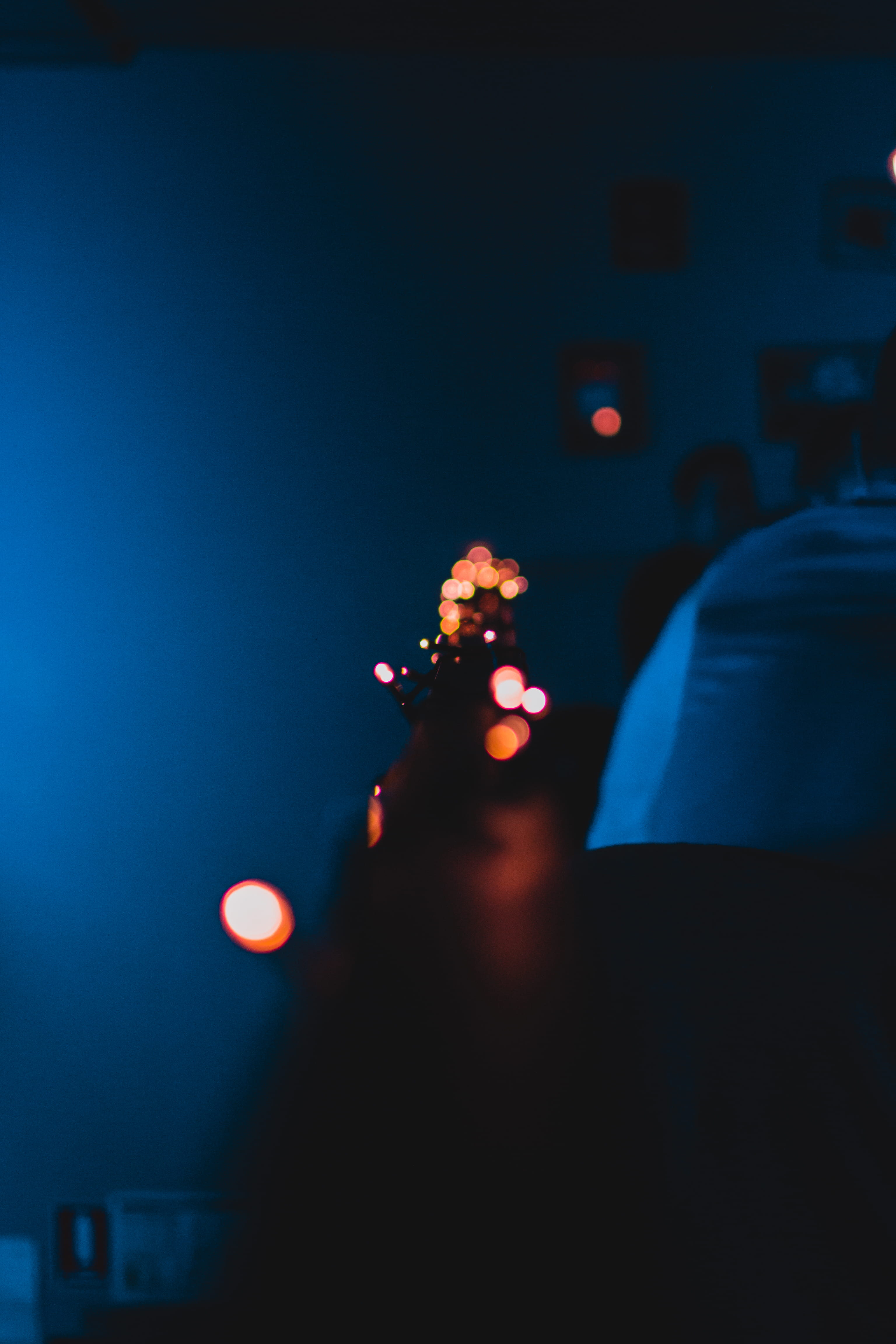 4K, glowing, dark, led, orange, street, lighting equipment, neon, illuminated, vibrant, technology, holding, men, city, human body part, lights, electric, Phone HD Wallpaper