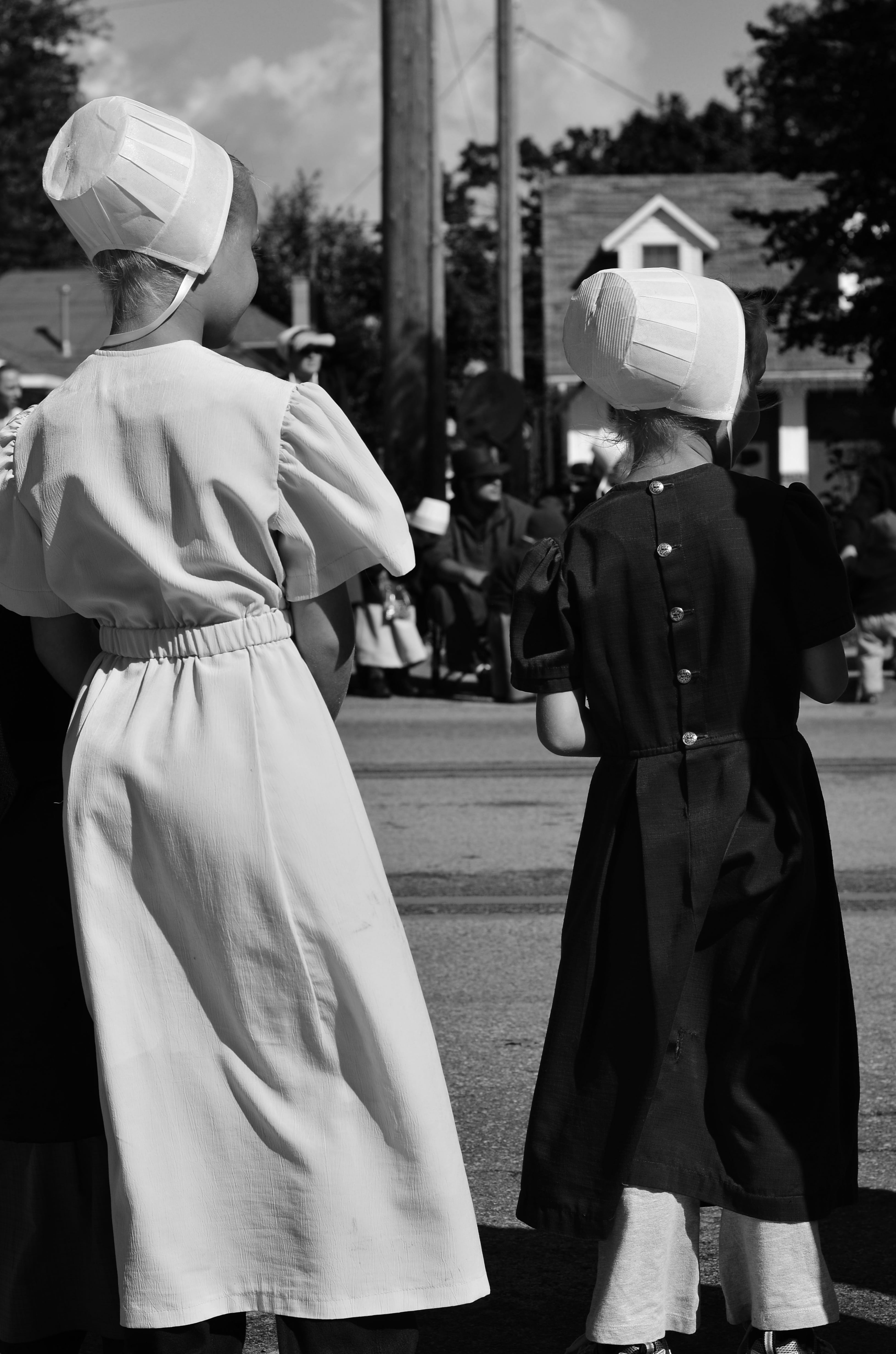 traditional, three quarter length, people, focus on foreground, hat, day, incidental people, rear view, outdoors, costume, real people, children, men, shipshewanna, Phone HD Wallpaper