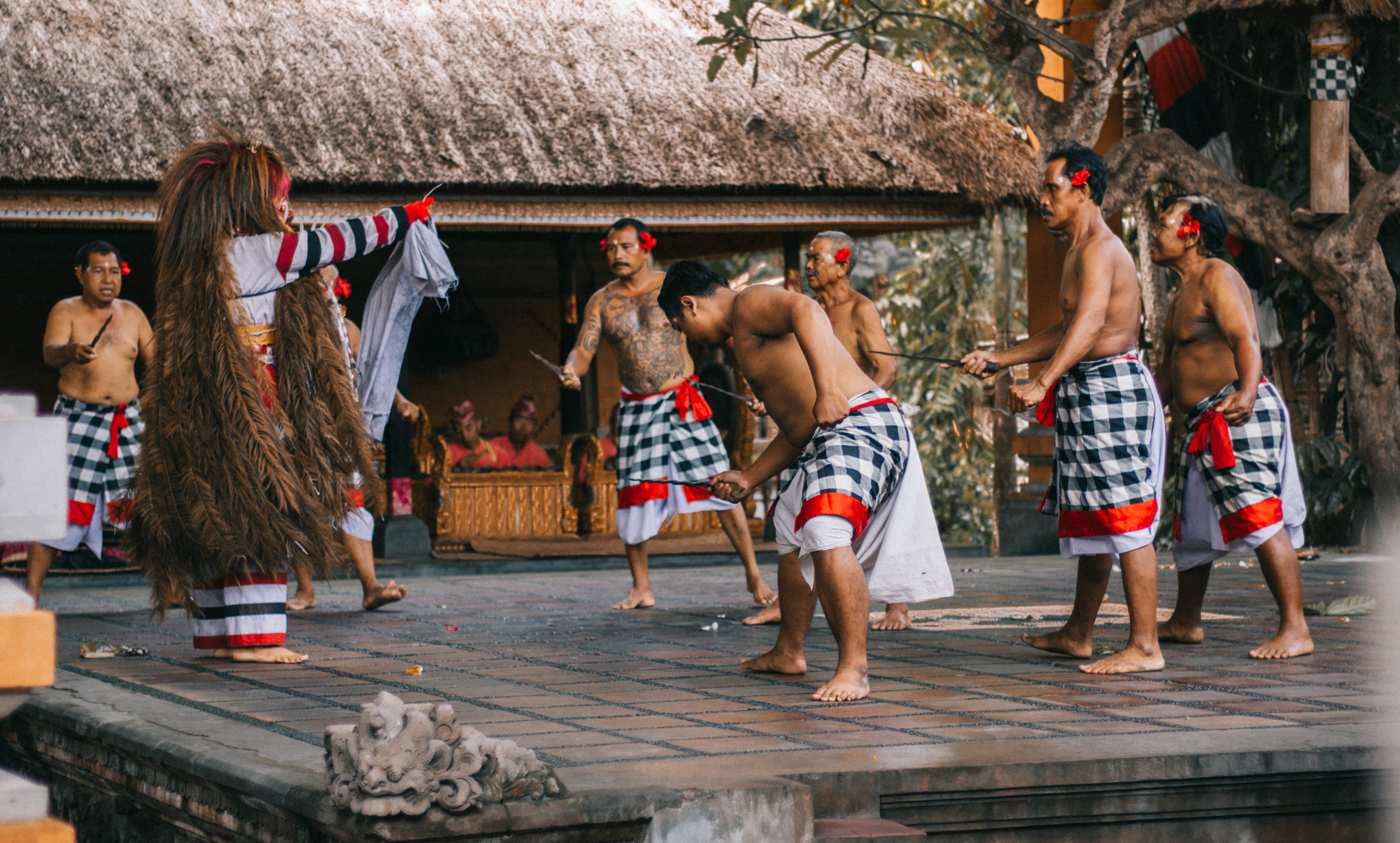 real people, crowd, adult, stage, dancing, lifestyles, architecture, checked, trees, people, group together, wear, outdoors, 5K, shirtless, wearing, clothing, HD Wallpaper
