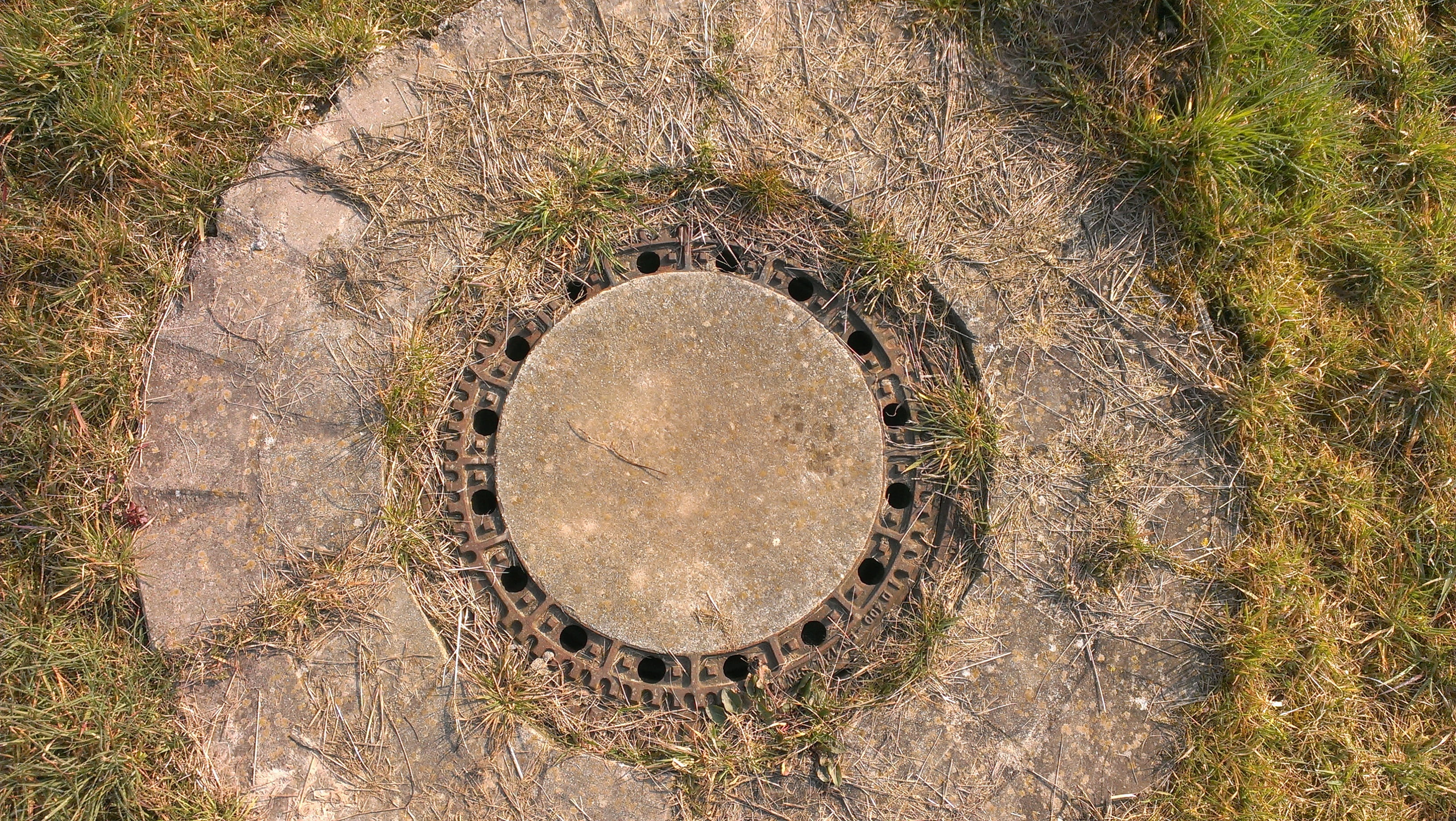no people, sewer, shape, day, sewage system, wheel, hole, tree, gulli, street, outdoors, land, textured, textured effect, sewage, manhole, design, nature, HD Wallpaper
