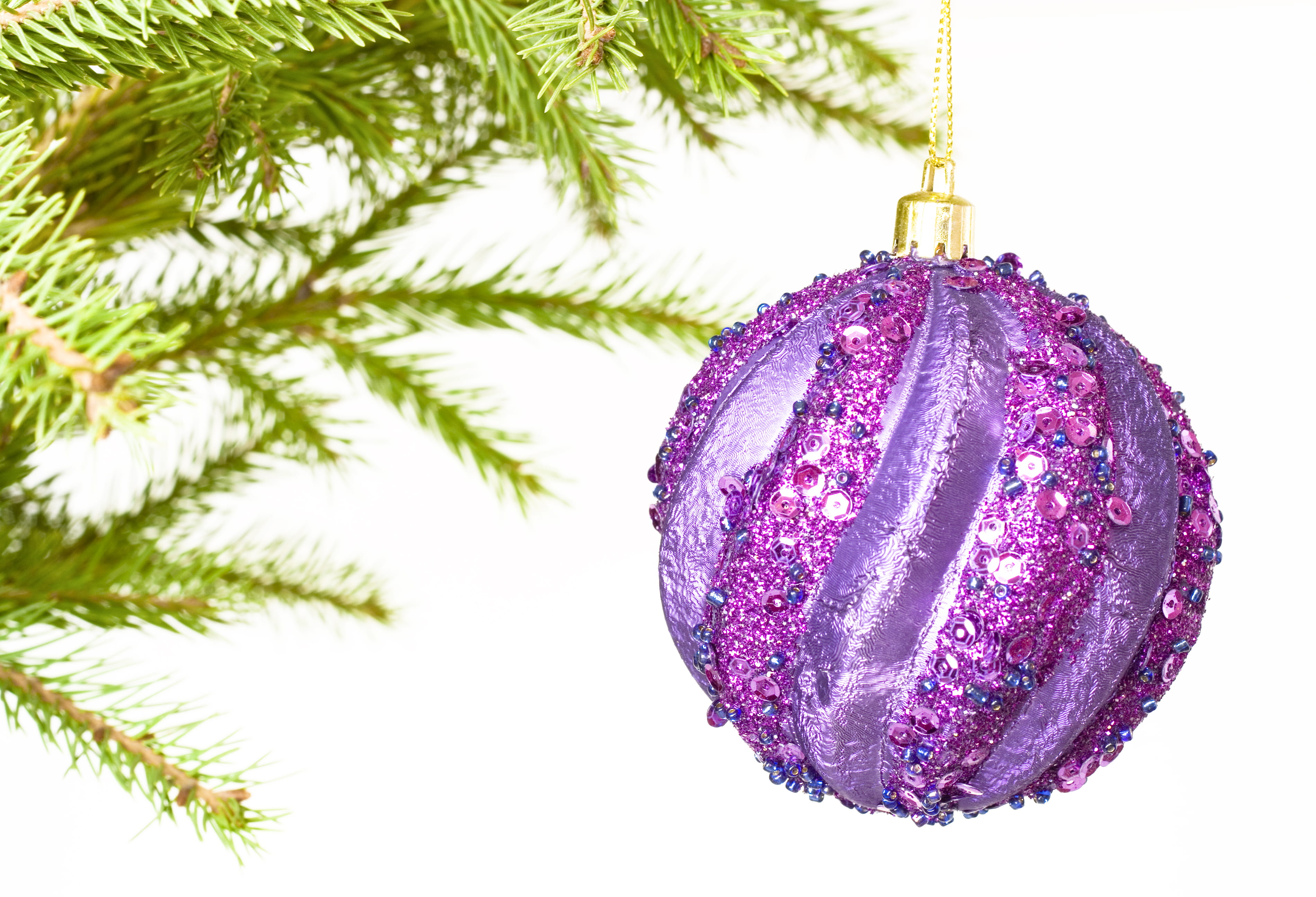 ball, christmas tree, 2K, event, indoors, hang, spruce, purple, bauble, glittering, round, sparkles, christmas, decorate, holiday, focus on foreground, HD Wallpaper