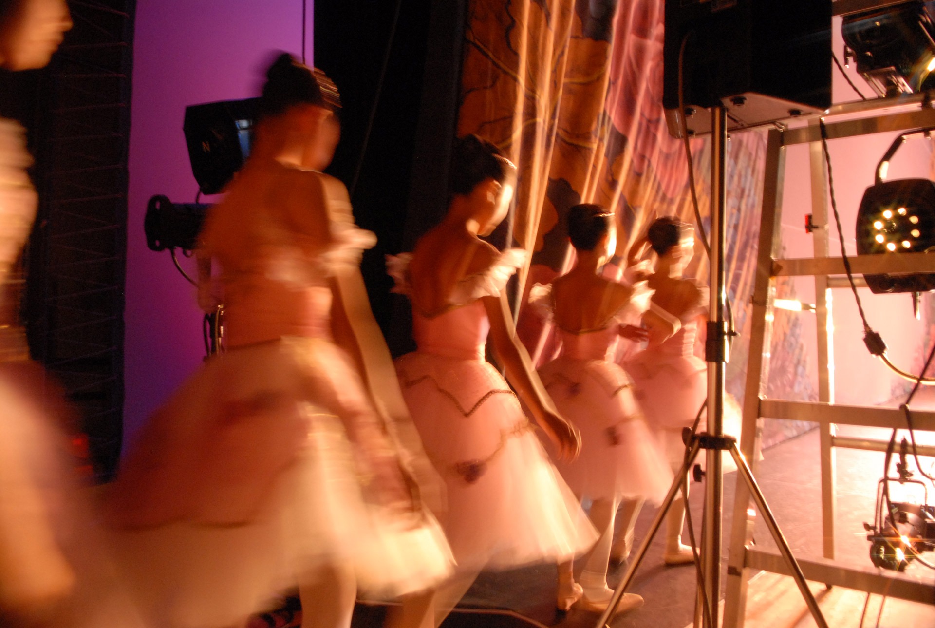 adult, women, indoors, event, ballet, dancers, night, girl, reflection, men, backstage, heat - temperature, group of people, blurred motion, arts culture and entertainment, HD Wallpaper