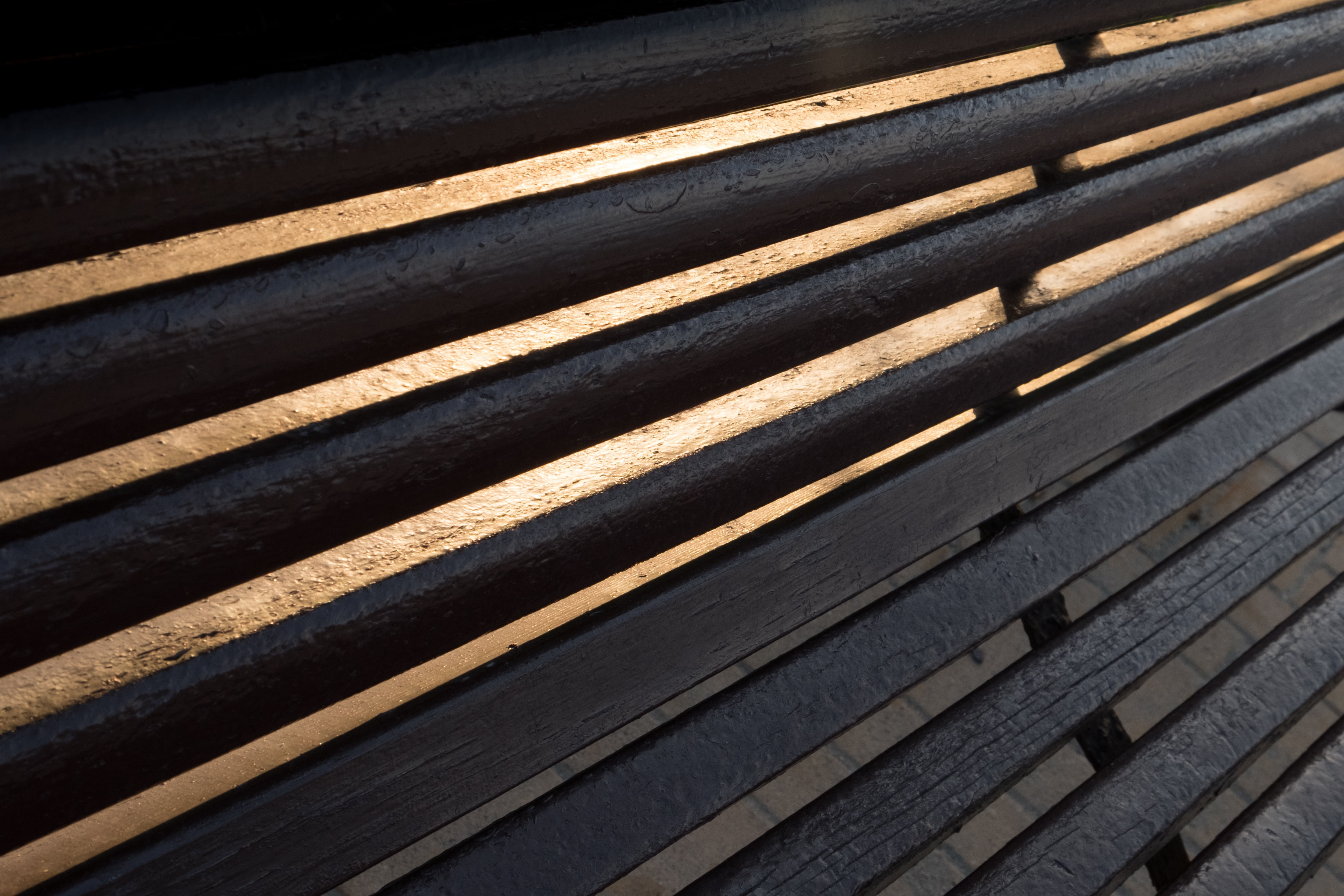 roof tile, couple, bank, romantico, high angle view, sun, soledad, architecture, 4K, culture, textured, metal, repetition, highlights, zen, day, afternoon, HD Wallpaper