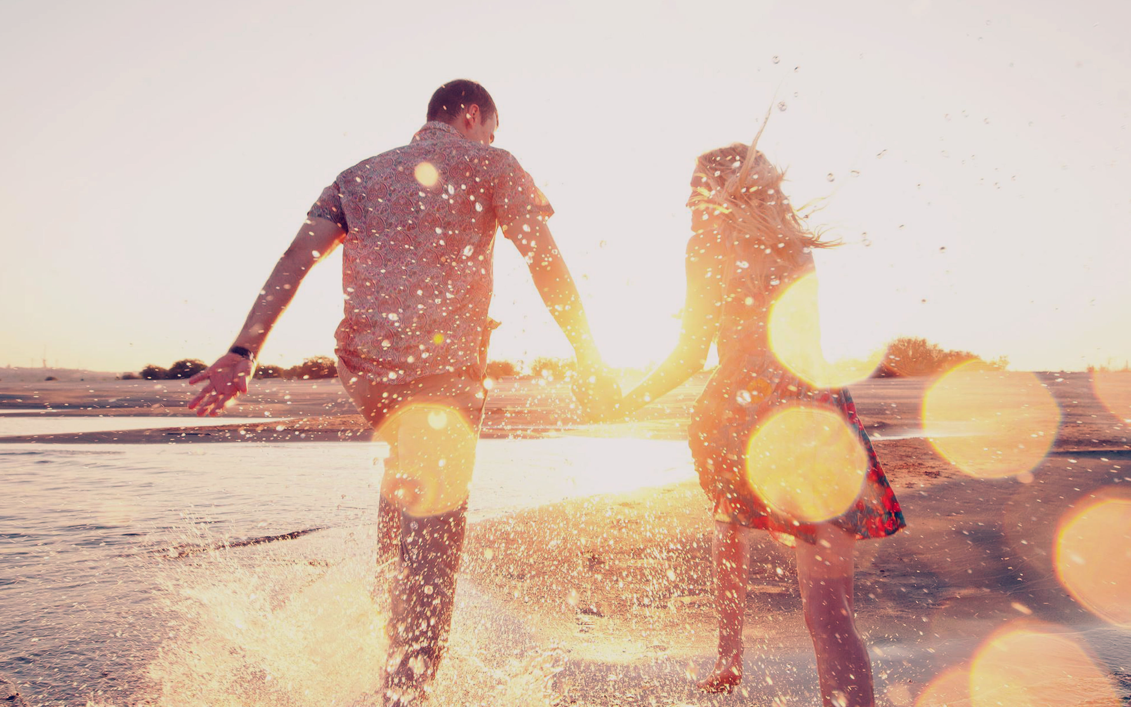 lens flare, sea, two people, wet, 4K, me, couple, motion, splashing, nature, sky, happy, outdoors, beach, togetherness, lifestyles, love, shirtless, men, HD Wallpaper