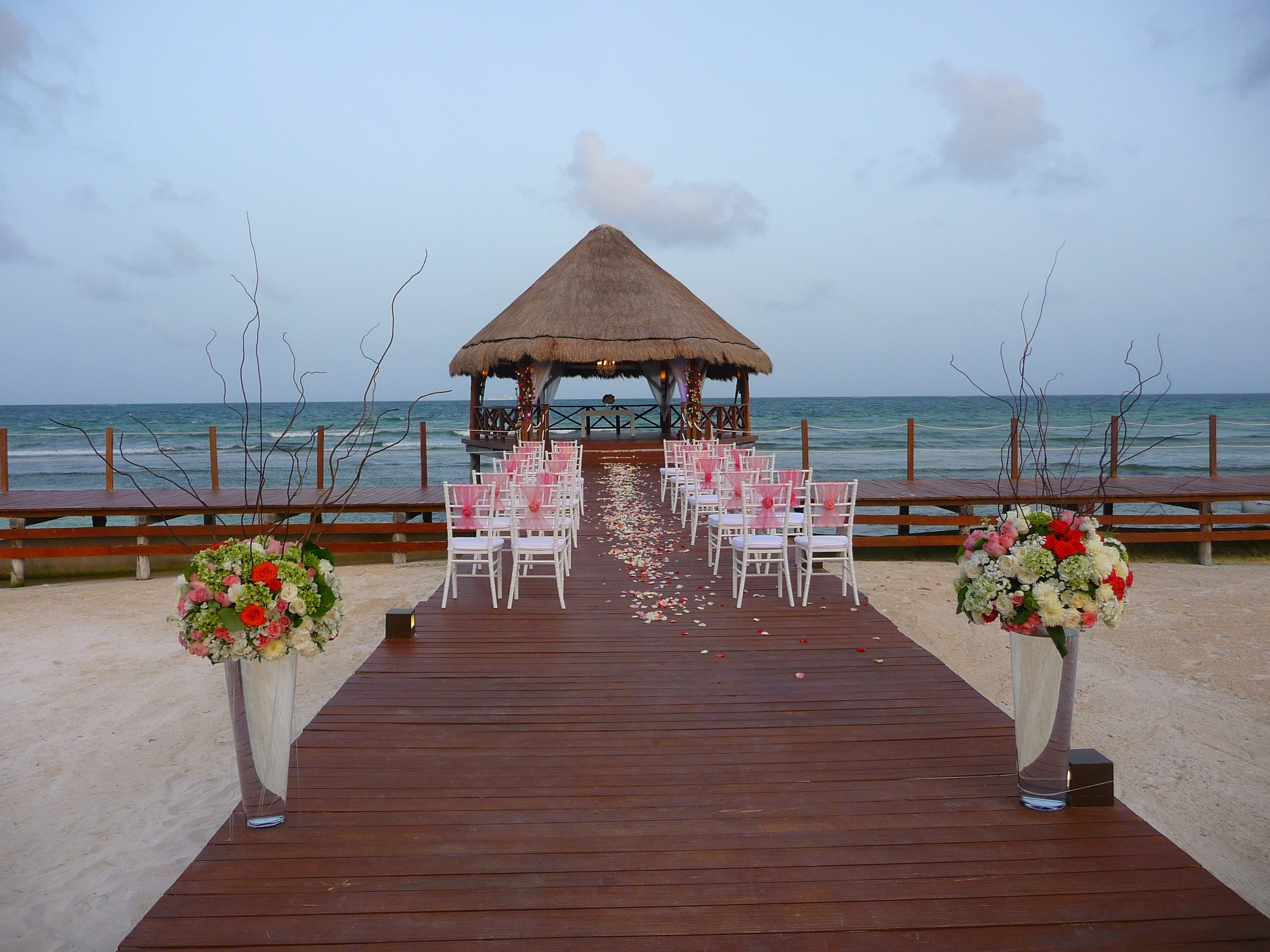 gazebo, railing, nature, sea, architecture, destination, seat, horizon over water, sky, flowering plant, horizon, decoration, flower, water, flower arrangement, HD Wallpaper