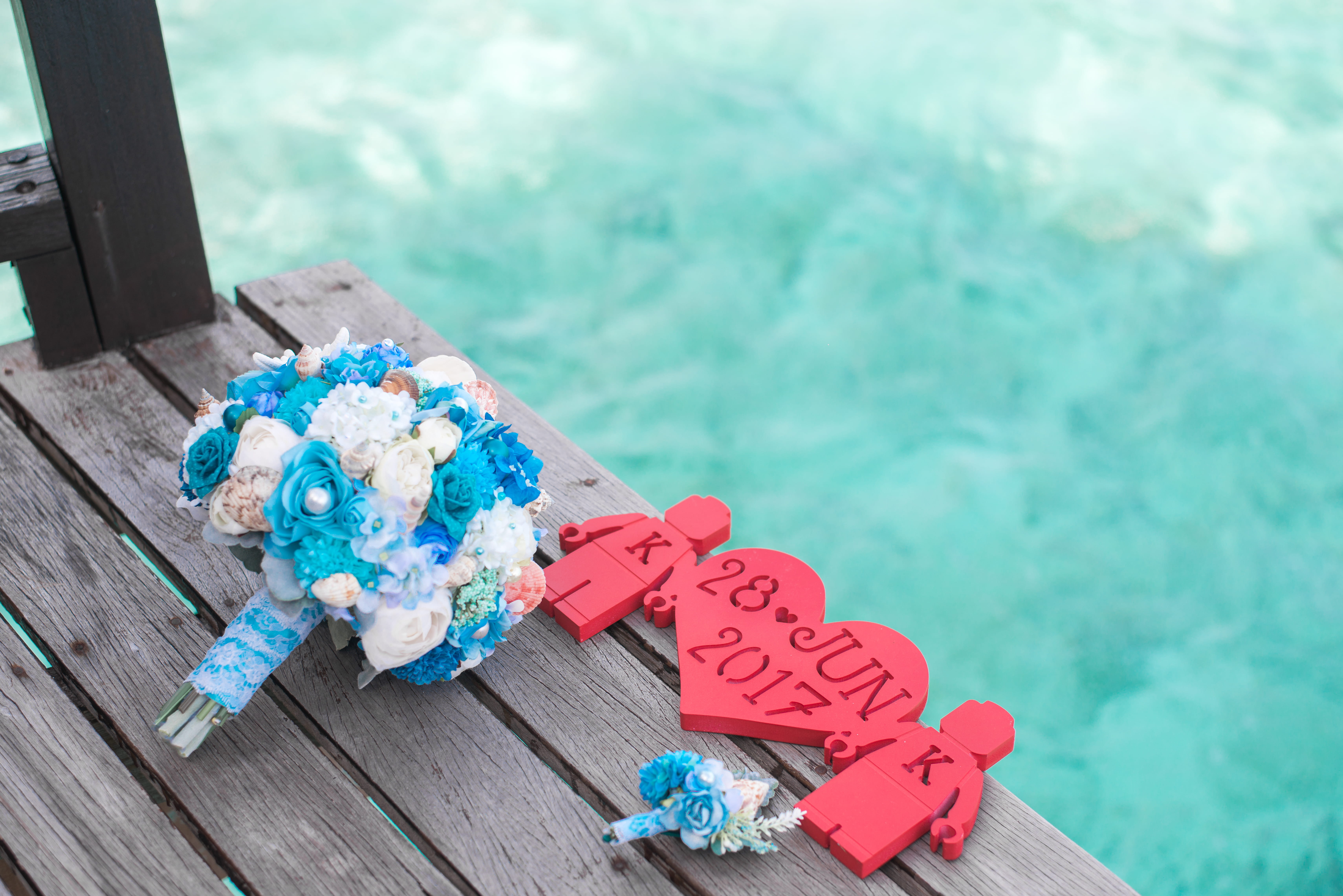 flower, tourism, table, daylight, toy, still life, cloud, clouds, turquoise colored, traditional, day, blue, bright, leisure, outdoors, caribbean, summer, HD Wallpaper