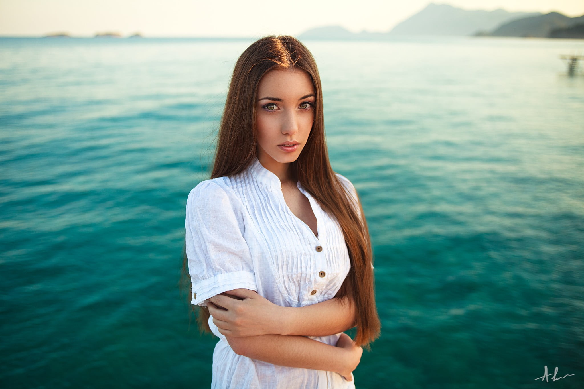 hairstyle, waist up, focus on foreground, looking at camera, model, long hair, one person, young women, 1080P, hair, standing, water, leisure activity, HD Wallpaper