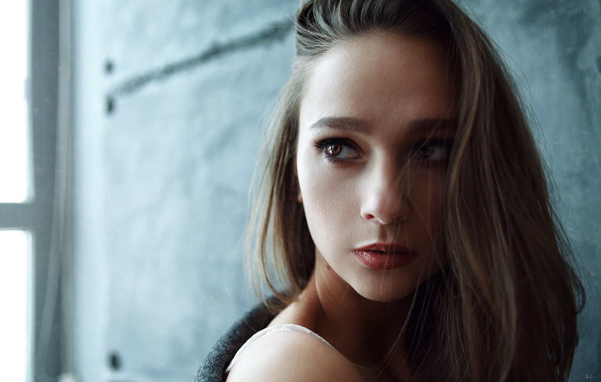beauty, one person, women, beautiful woman, auburn hair, body part, model, face, young adult, Kirill Averyanov, brown hair, 1080P, simple background, serious, HD Wallpaper