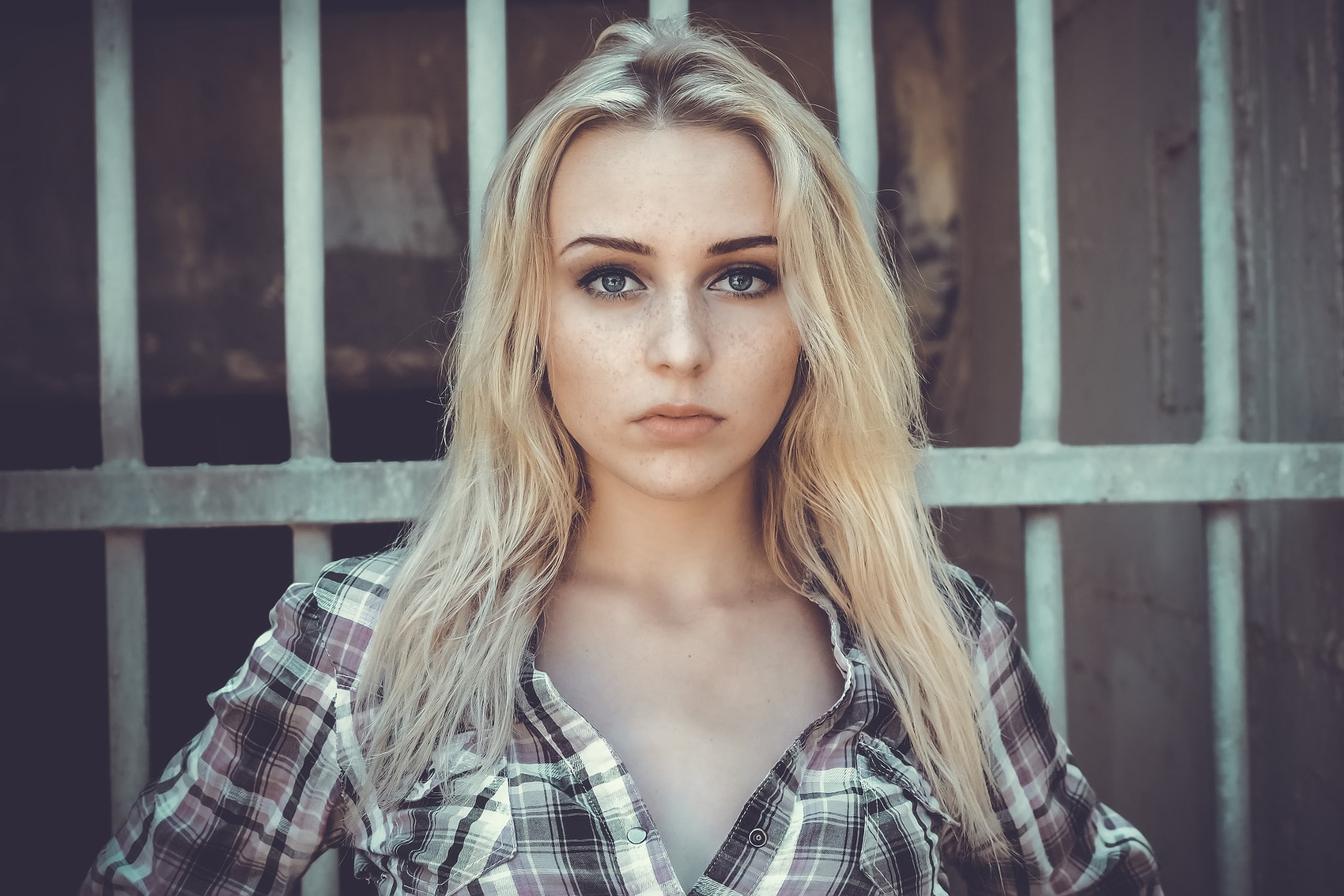 blonde, plaid shirt, women, face, 1080P, freckles, portrait, shirt, HD Wallpaper