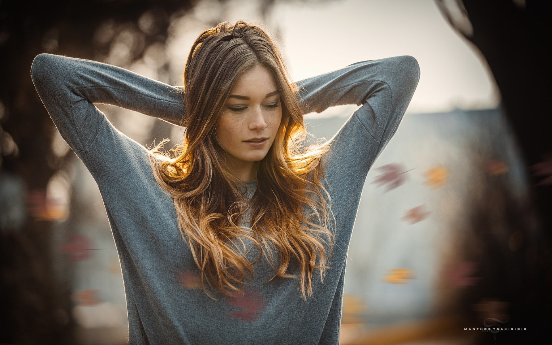 500px, 1080P, long hair, Manthos Tsakiridis, arms up, fall, model, women, leaves, HD Wallpaper