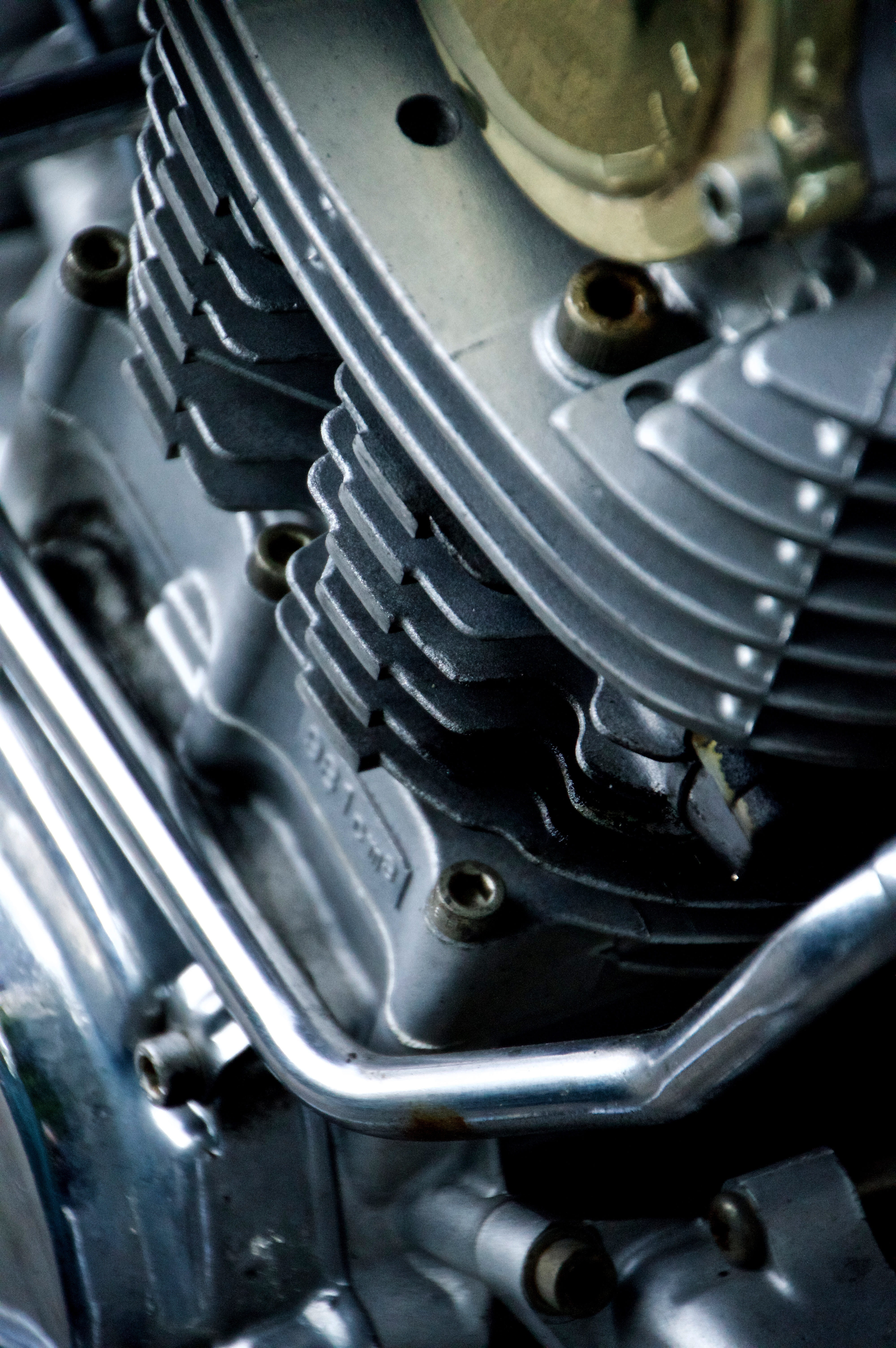 day, suspension, yamaha, retired, connection, bikes, machine part, close-up, machine, cooling, mode of transportation, corrosion, industrial equipment, Phone HD Wallpaper