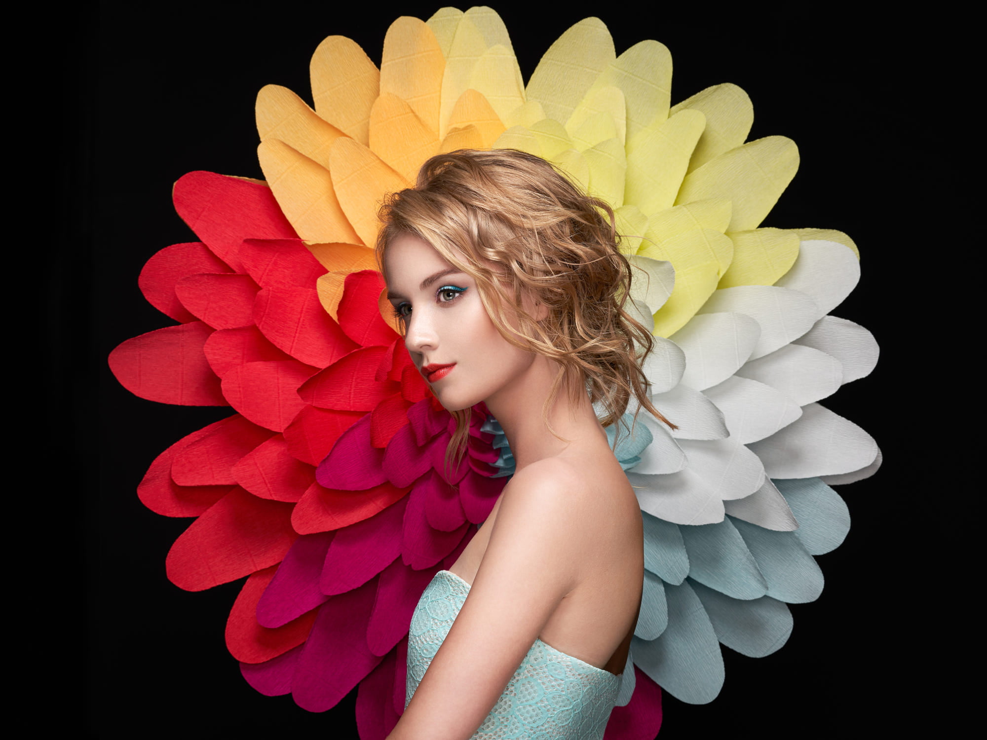 eyeliner, 1080P, lipstick, portrait, black background, Oleg Gekman, bare shoulders, looking away, blonde, glamour, makeup, women, dress, flowers, short, HD Wallpaper