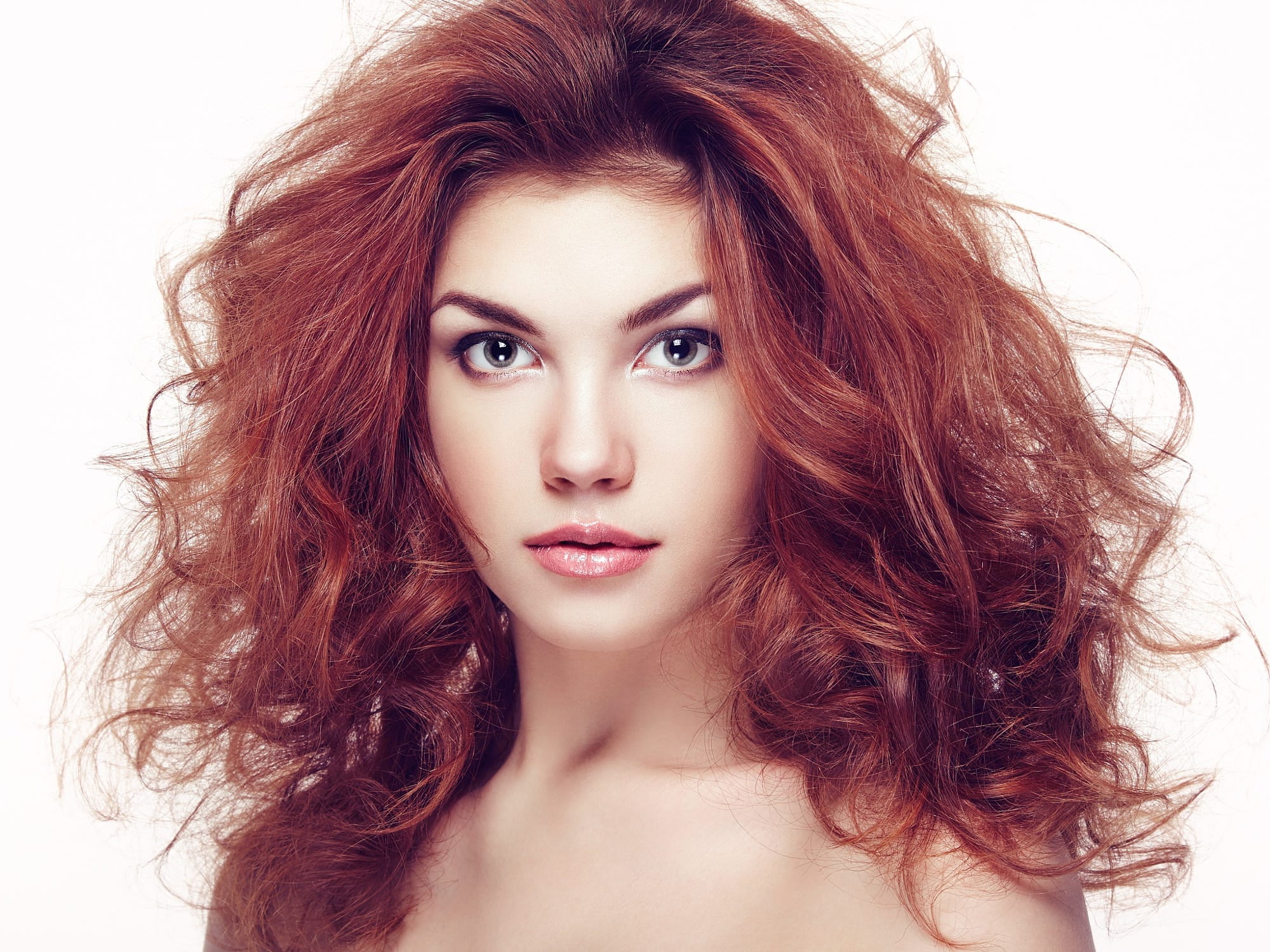 redhead, white background, eyeshadow, portrait, eyeliner, looking at viewer, lip gloss, Oleg Gekman, simple background, makeup, lipstick, 1080P, women, HD Wallpaper