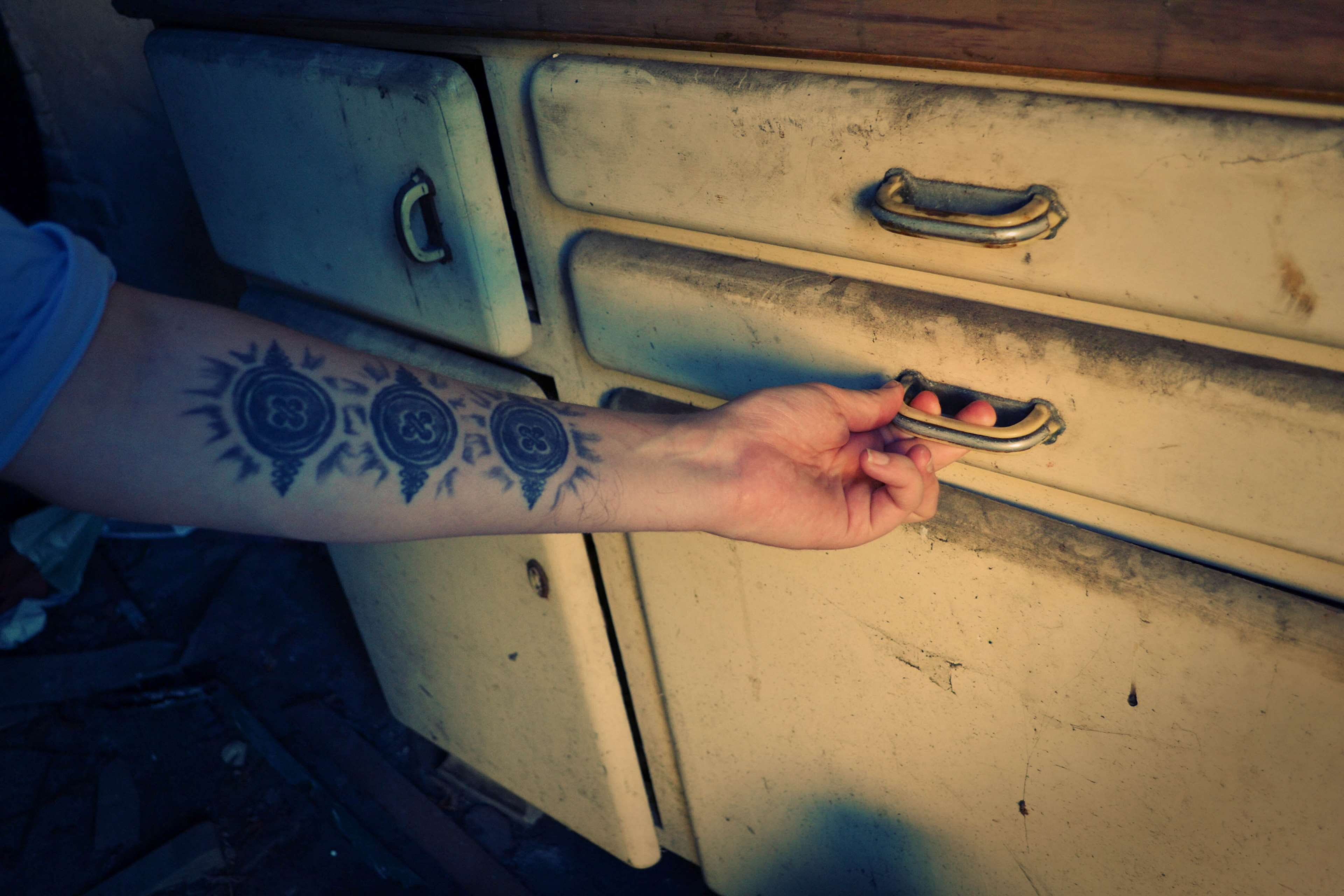 furniture, indoors, metal, lifestyles, close-up, forearm, kitchen, hand, human body part, holding, 4K, communication, buttons, one person, vintage, light, HD Wallpaper