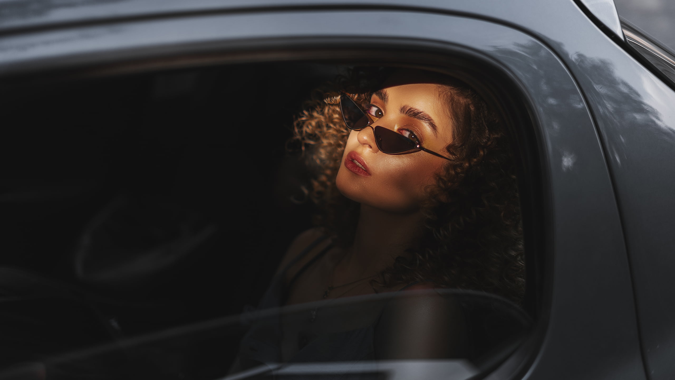 2K, 88 Girl, Photoshop, portrait, Beauty and the Beast, car, retouching, glasses, car interior, HD Wallpaper