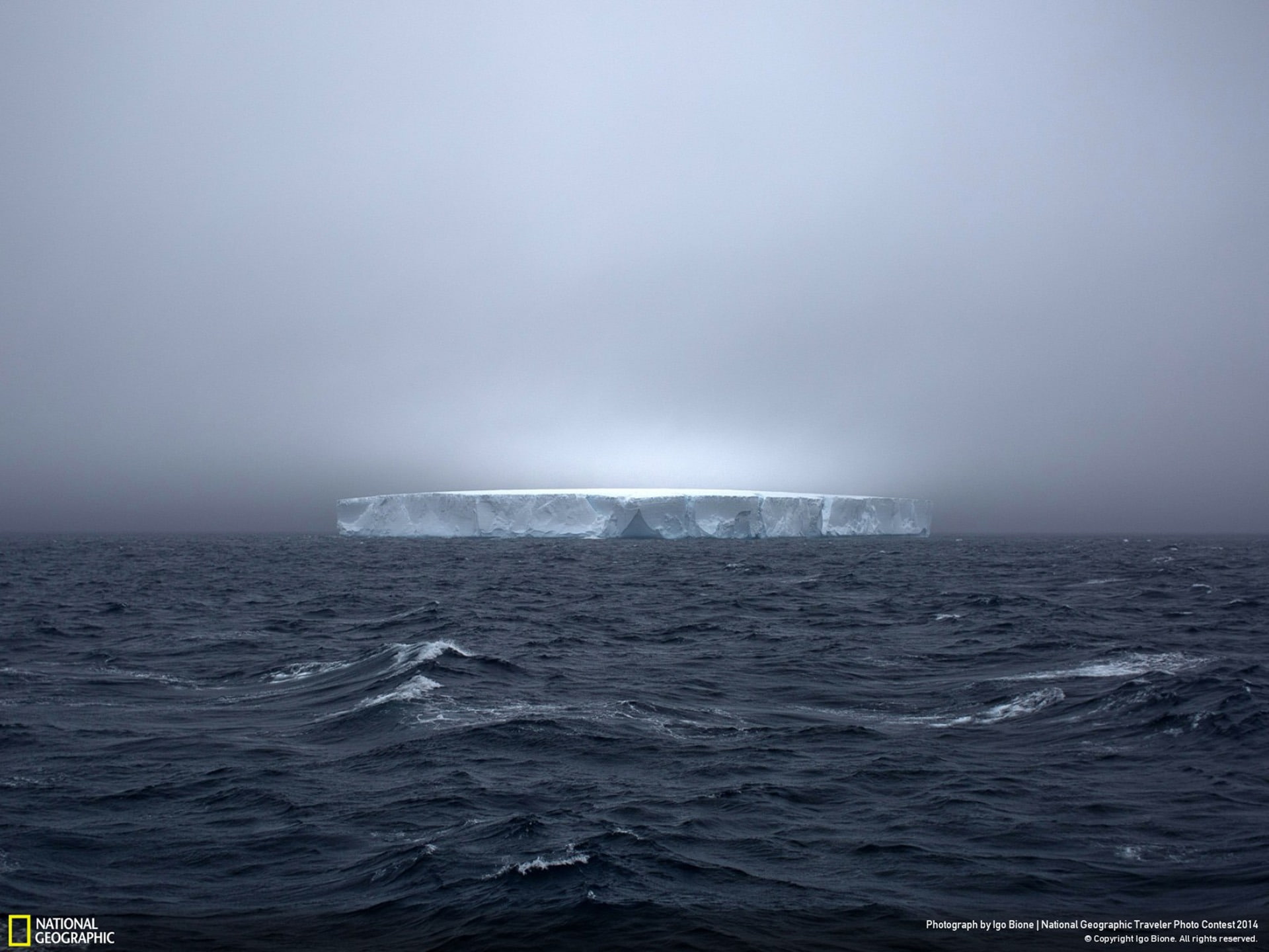 storm, sky, ice, flutuante, horizon over water, fog, sea, beauty in nature, horizon, national, burg, humpback whale, no people, water, day, white, HD Wallpaper