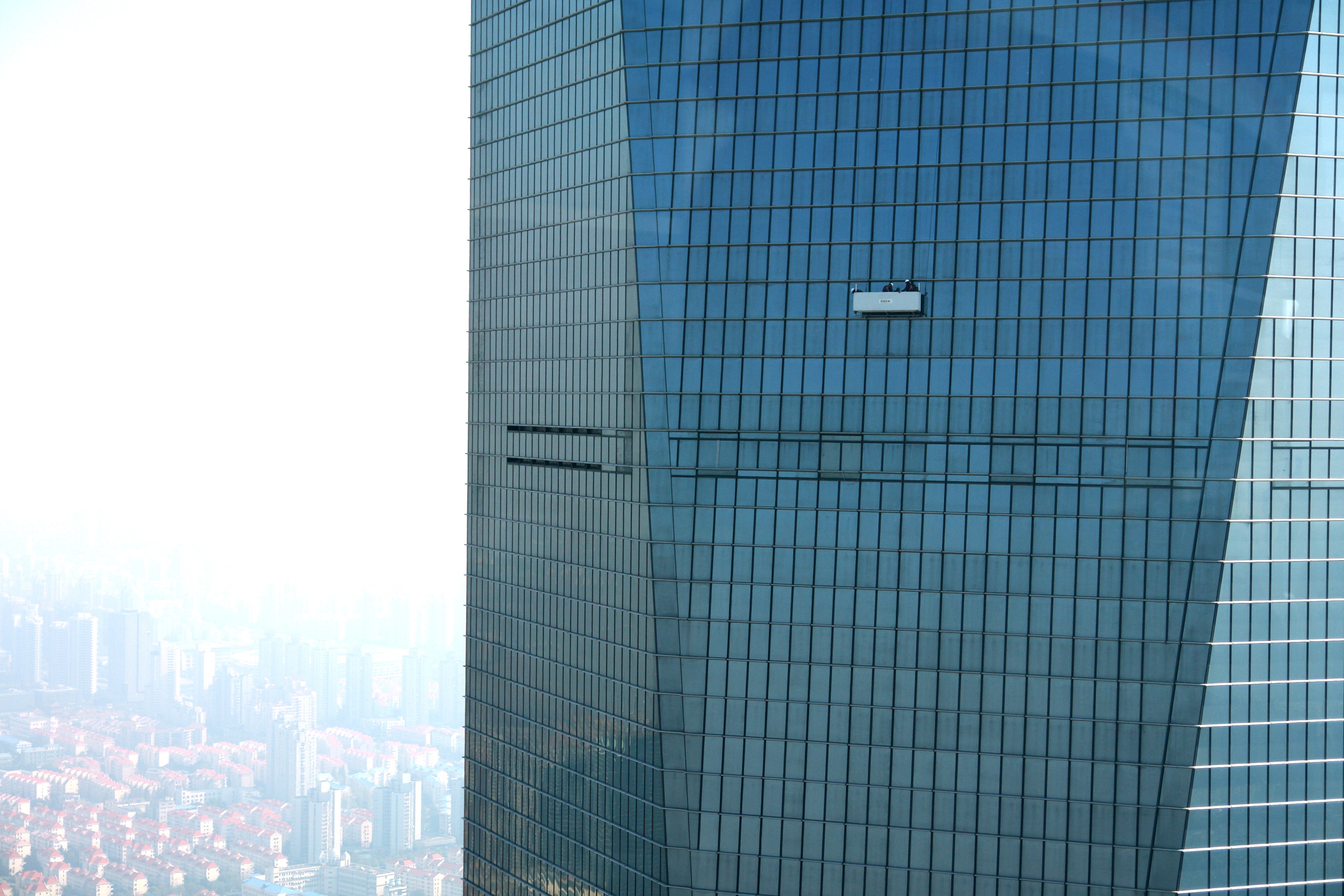 modern, office building exterior, no people, building, tall - high, glass - material, concrete, tower, office, cleaning crew, photography, building exterior, HD Wallpaper