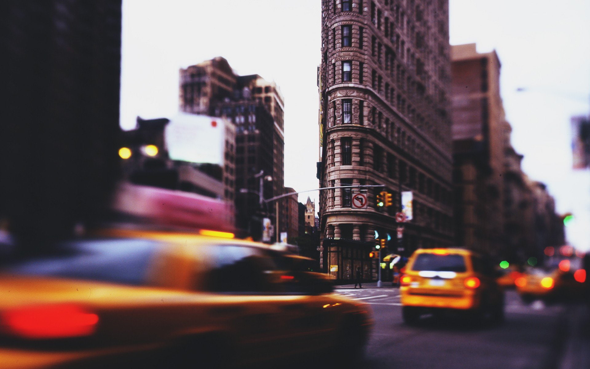 effect, 1080P, miniature, cars, street, taxi, cityscapes, corner, models, signs, streets, vintage, exposure, traffic, york, long, city, HD Wallpaper