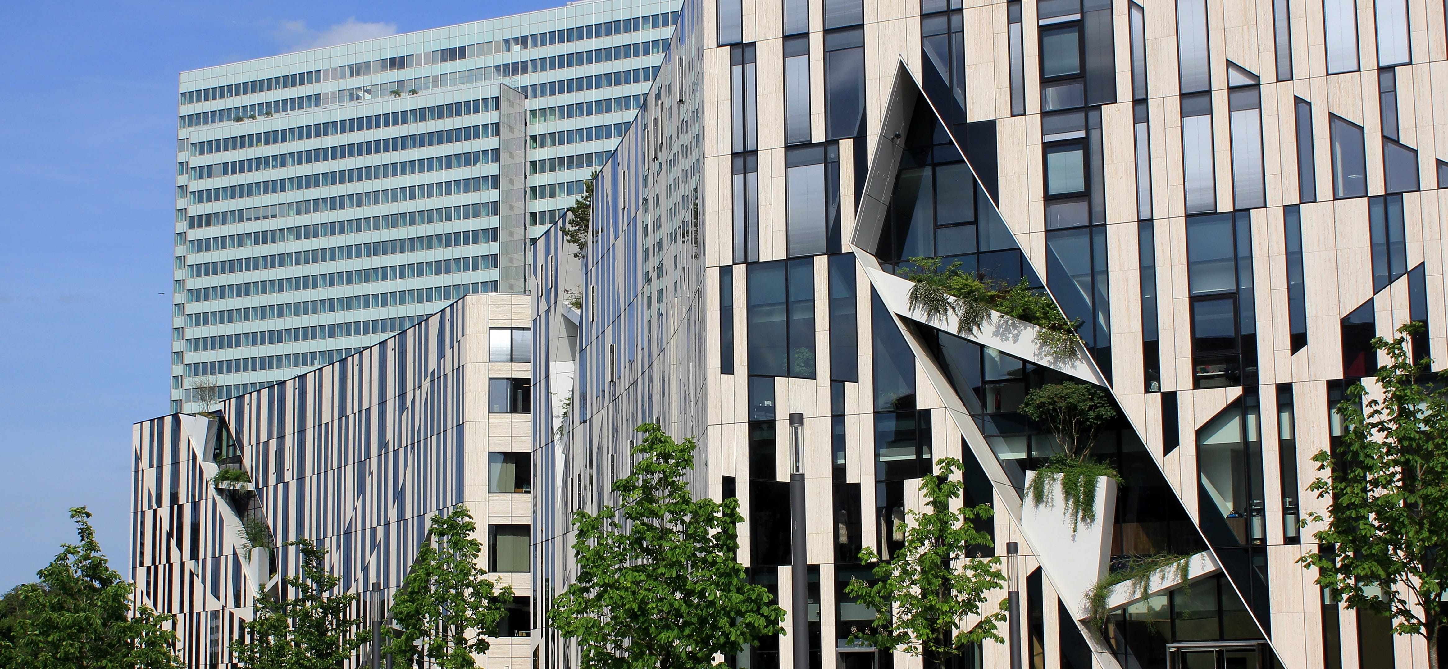 sky, window, city, popular, building exterior, building, day, office, modern, plant, abstract, tree, office building exterior, 4K, düsseldorf, shopping, HD Wallpaper