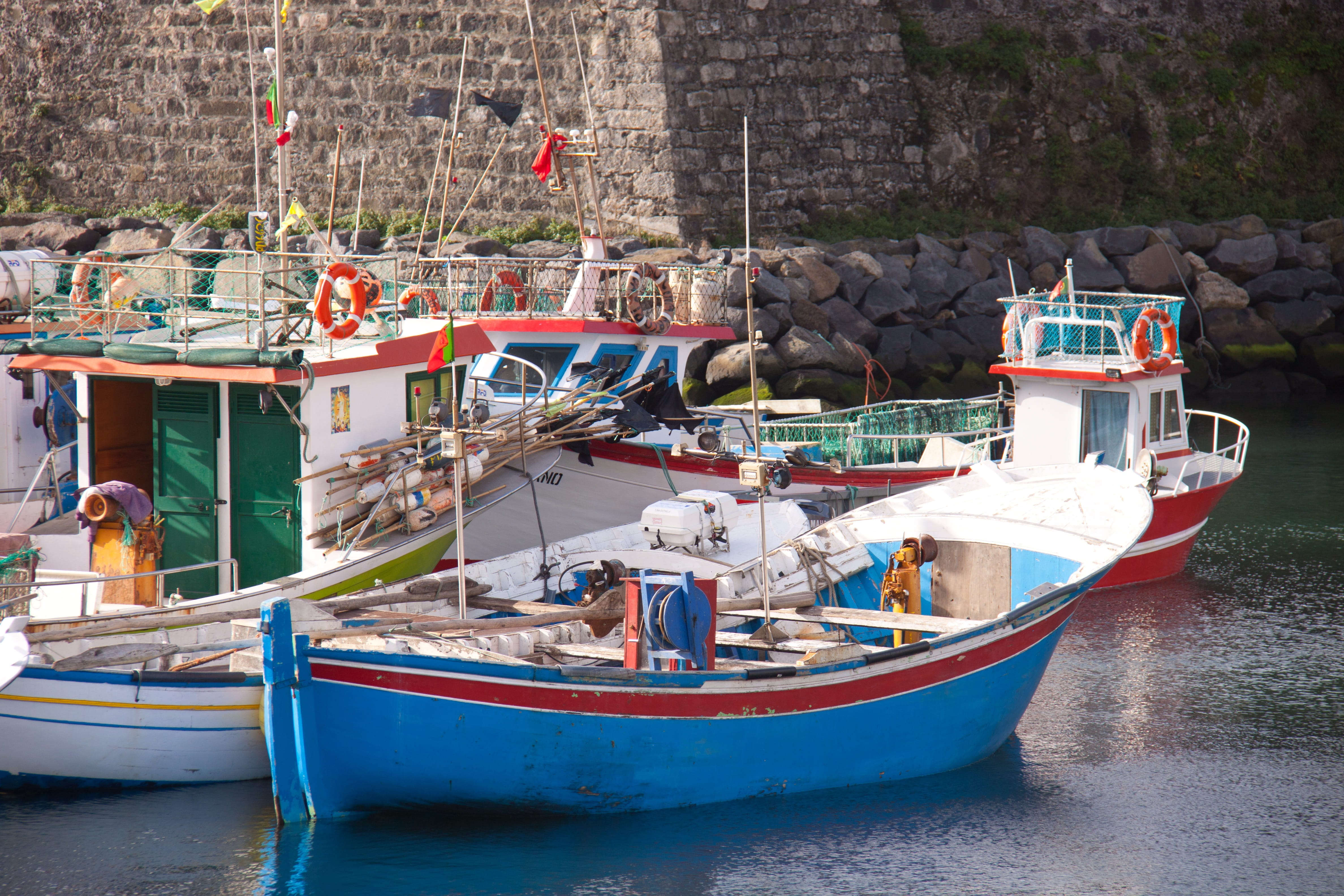 rock, nautical vessel, sea, outdoors, Acores, boats, harbor, fishing industry, built structure, harbour, transportation, no people, mode of transportation, HD Wallpaper