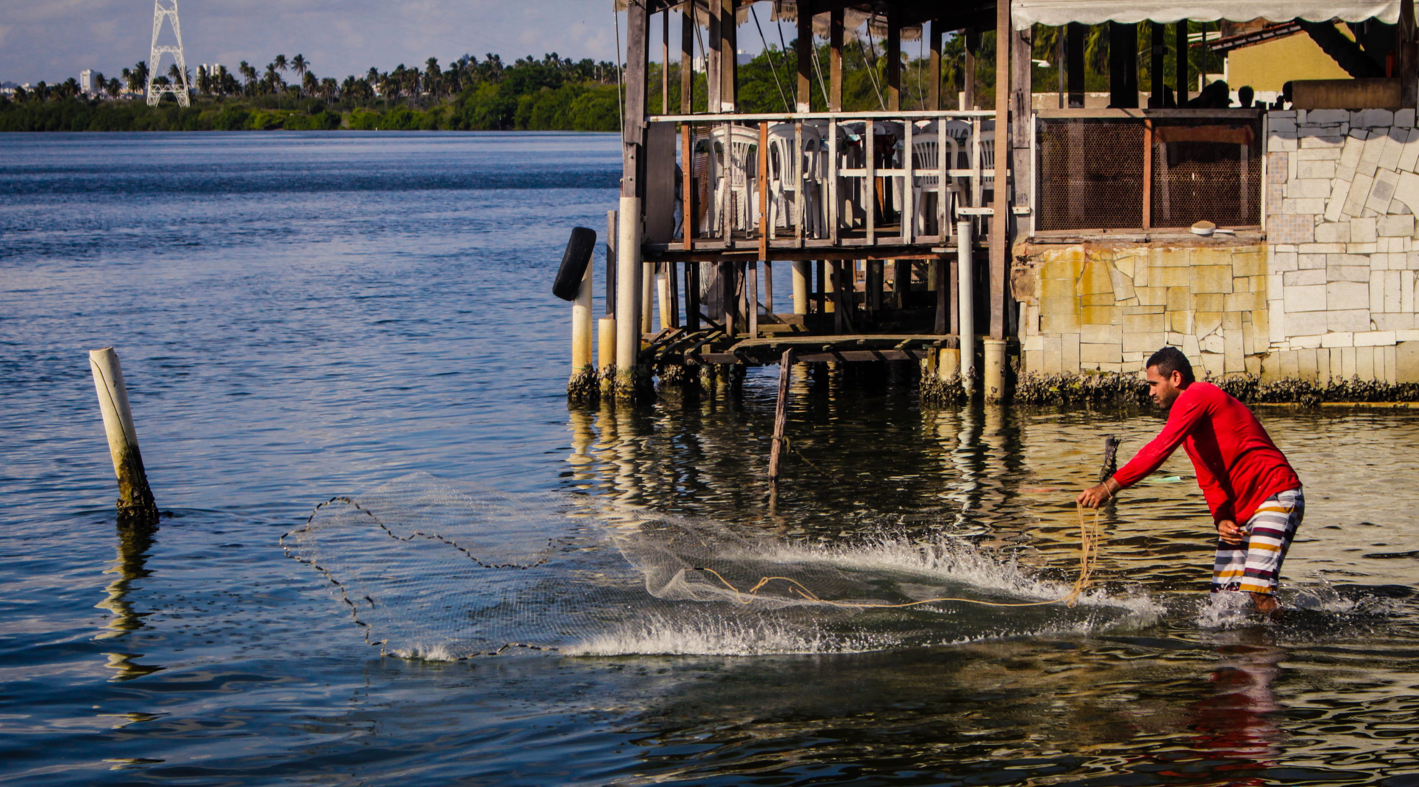 water, men, landscape, beira mar, ankle deep in water, motion, network, outdoors, standing, rear view, fishery, real people, people, fisherman, full length, HD Wallpaper