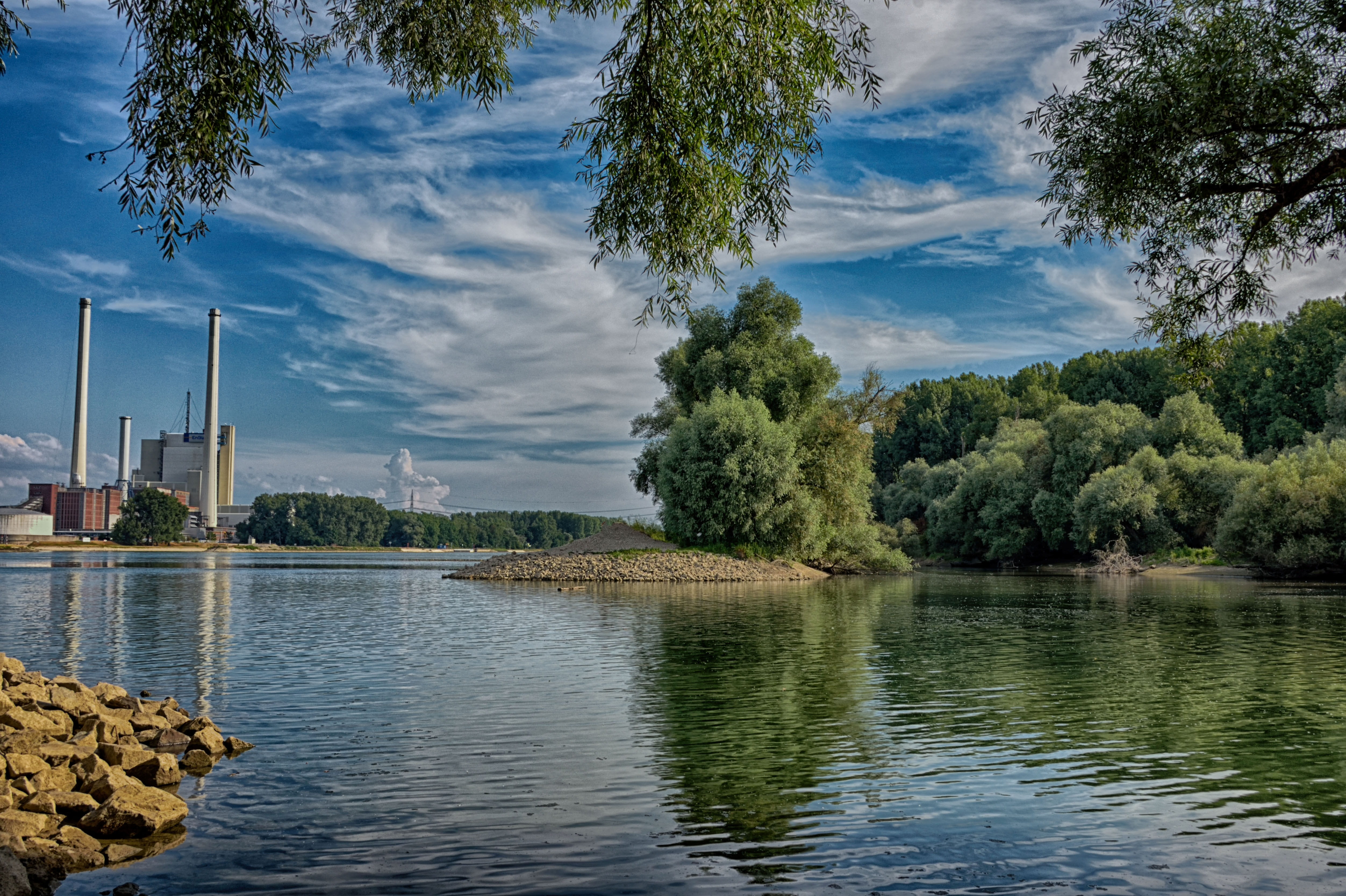 tree, waterfront, modern, rhône, color effect, day, color key, built structure, mood, lake, rhine, river, color, 4K, waters, structure, no people, architecture, HD Wallpaper