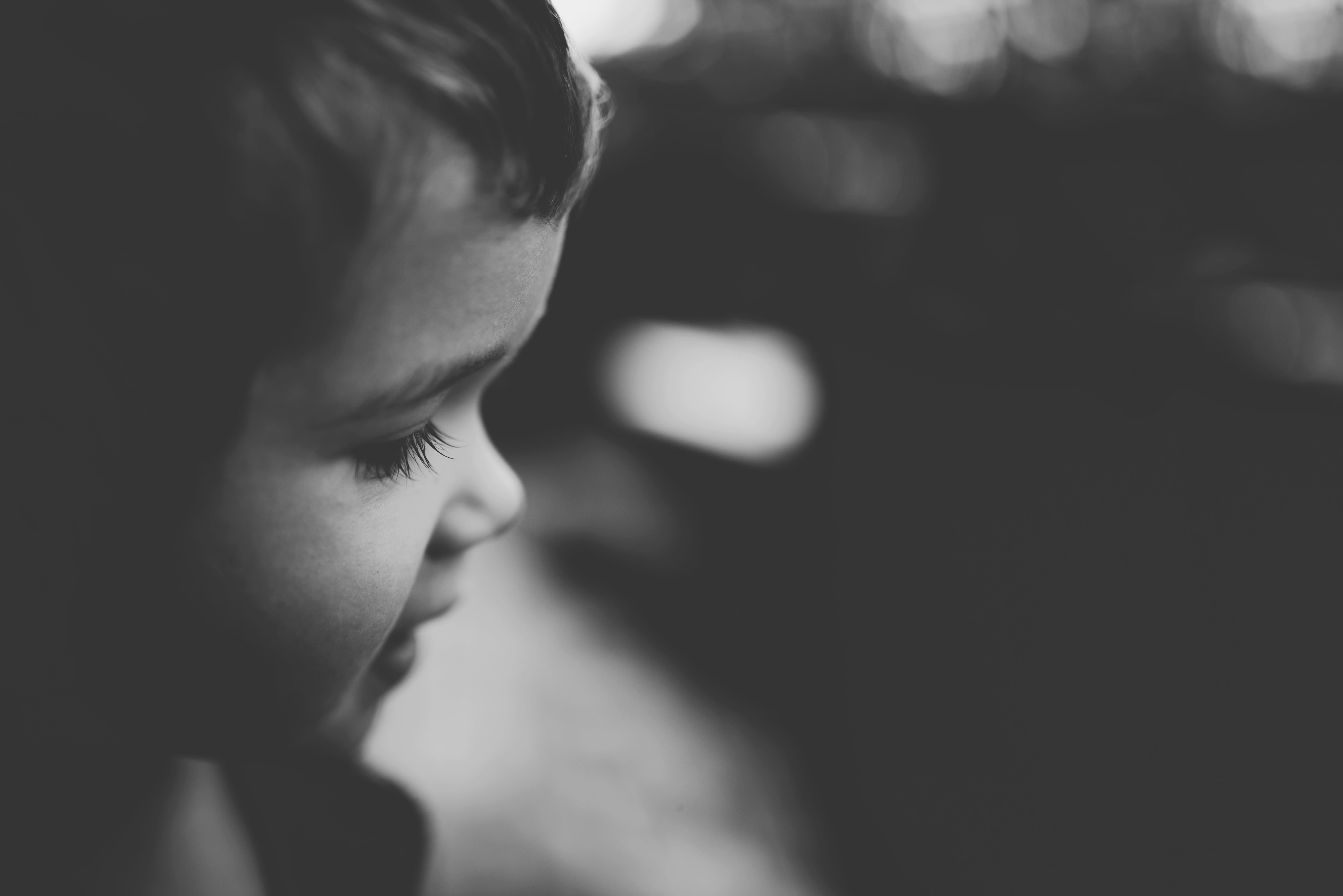 innocence, black and white, people, kid, offspring, grayscale, looking, emotion, young, portrait, men, photo, childhood, profile view, one person, aggression, HD Wallpaper