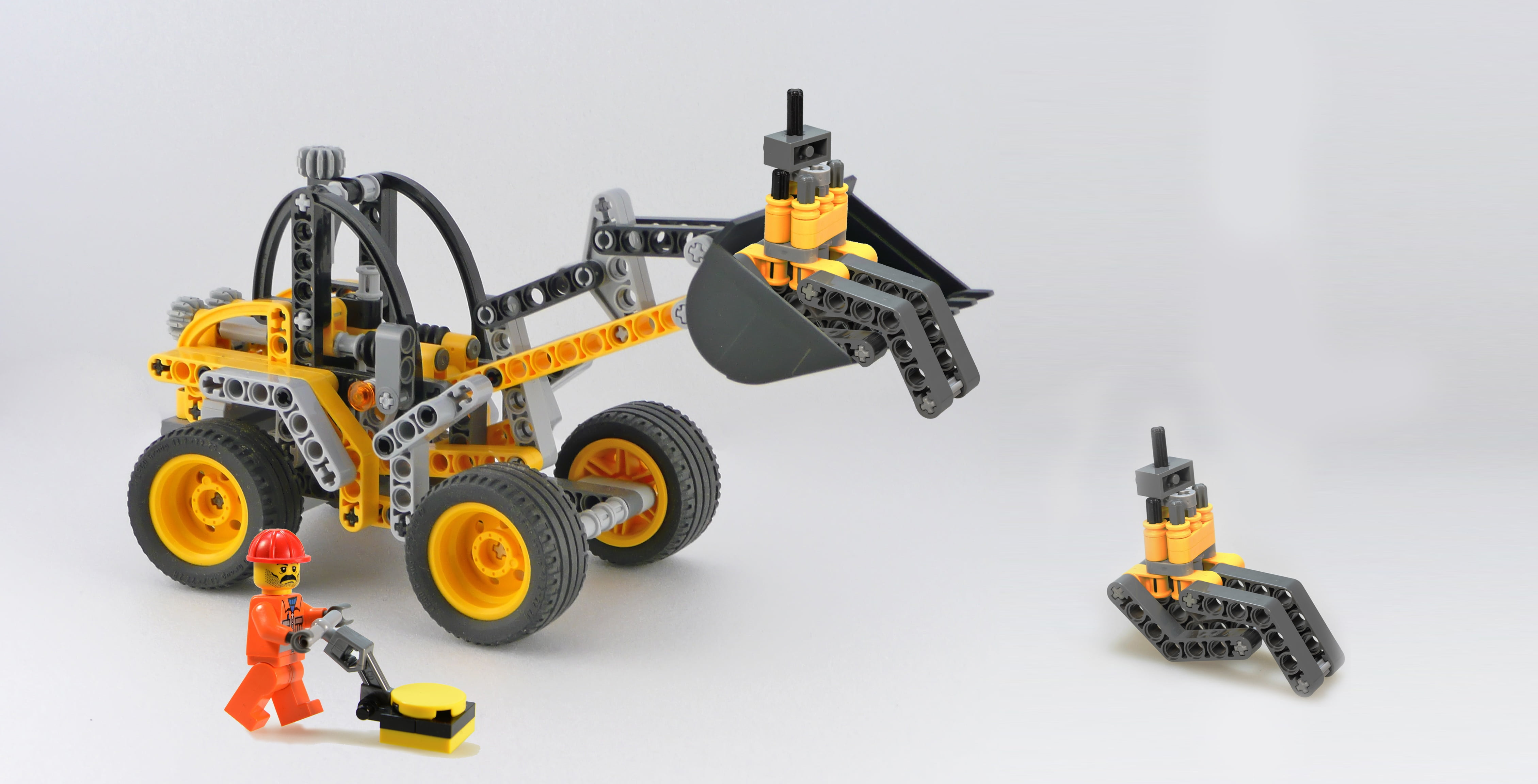 toy, legomaennchen, equipment, legoland, technology, from lego, built, lego duplo, truck, artfully, indoors, bulldozer, construction Machinery, share, close, HD Wallpaper