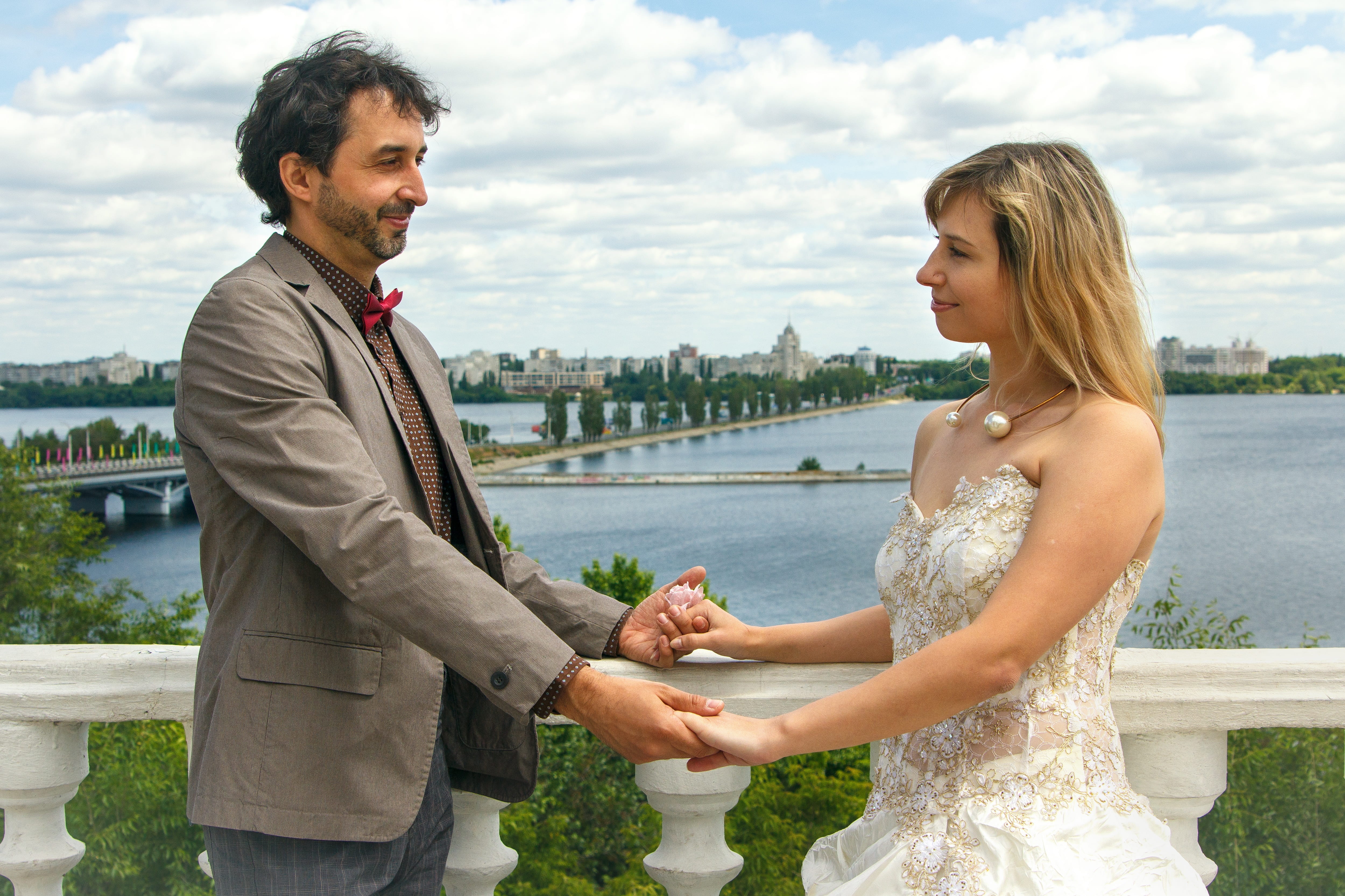 the groom, standing, emotion, smiling, couple, positive emotion, family, city, young women, two people, mood, couple - relationship, wedding, sea, fidelity, HD Wallpaper