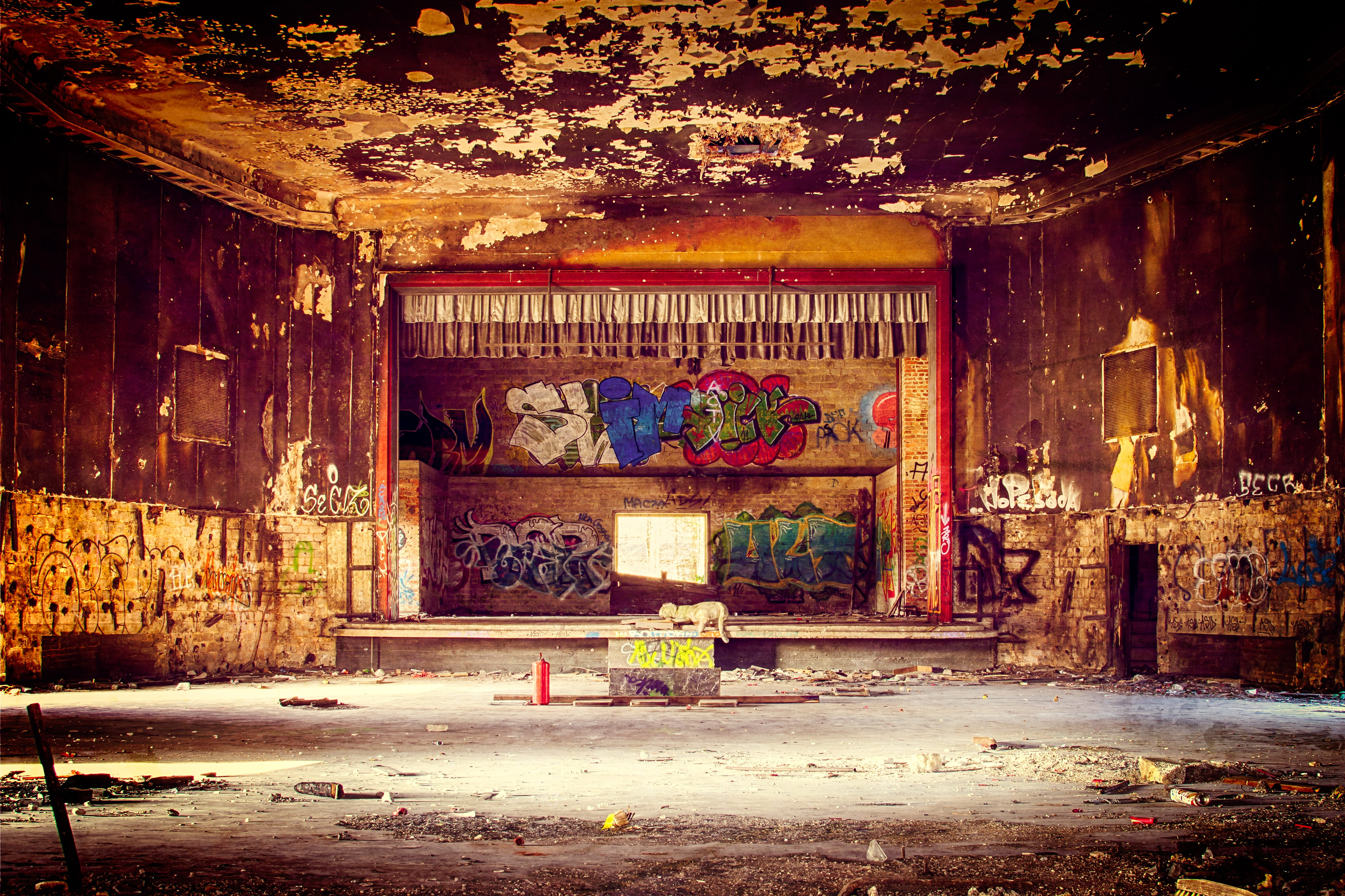 house, cinema, wall - building feature, abandoned places, theater, decline, built structure, 5K, architecture, window, mood, lost places, mystical, hall, HD Wallpaper
