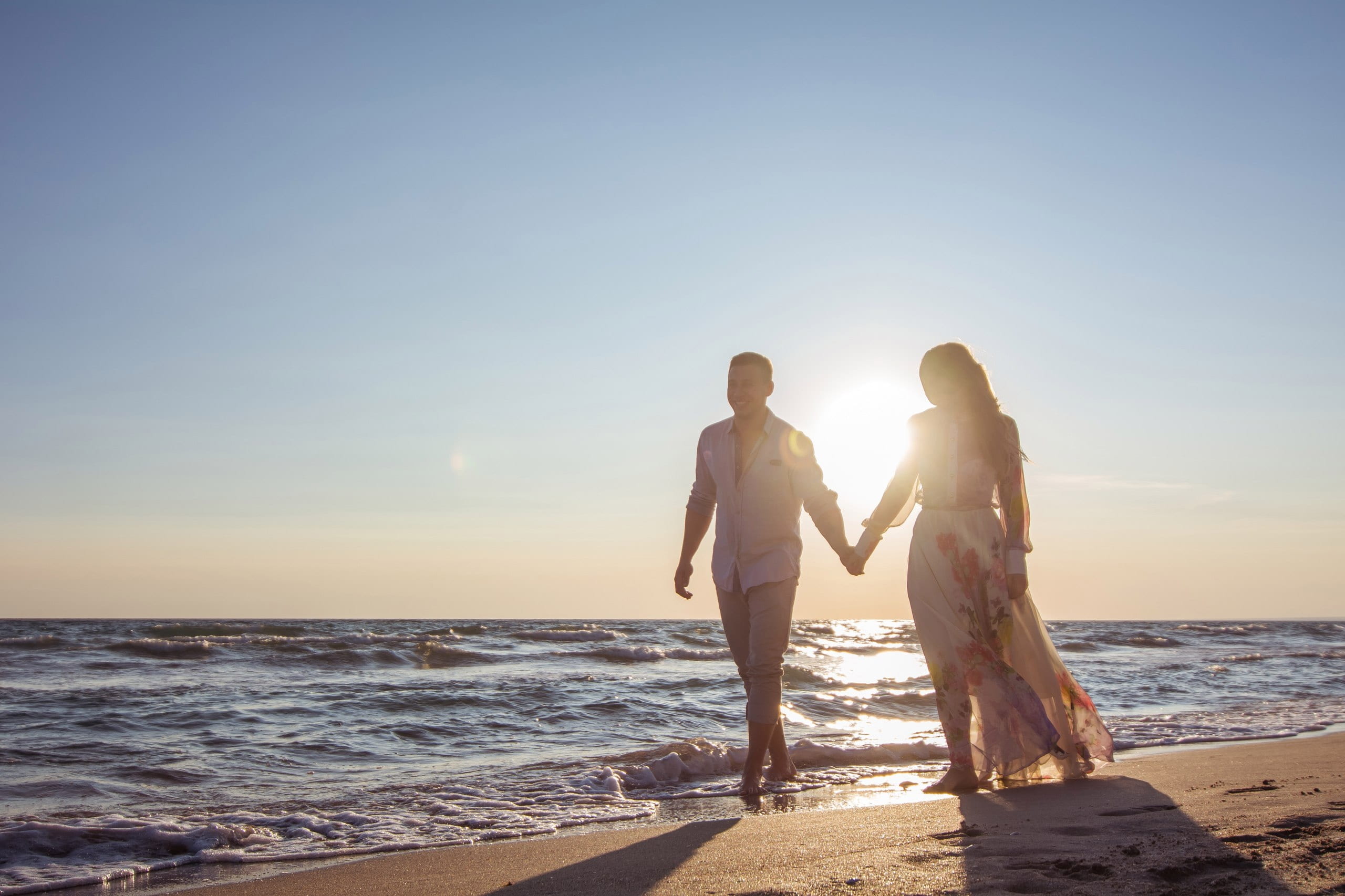 two, men, relationship, nature, beach, two people, full length, 2K, women, people, shore, standing, vacations, couple - relationship, sea, togetherness, HD Wallpaper