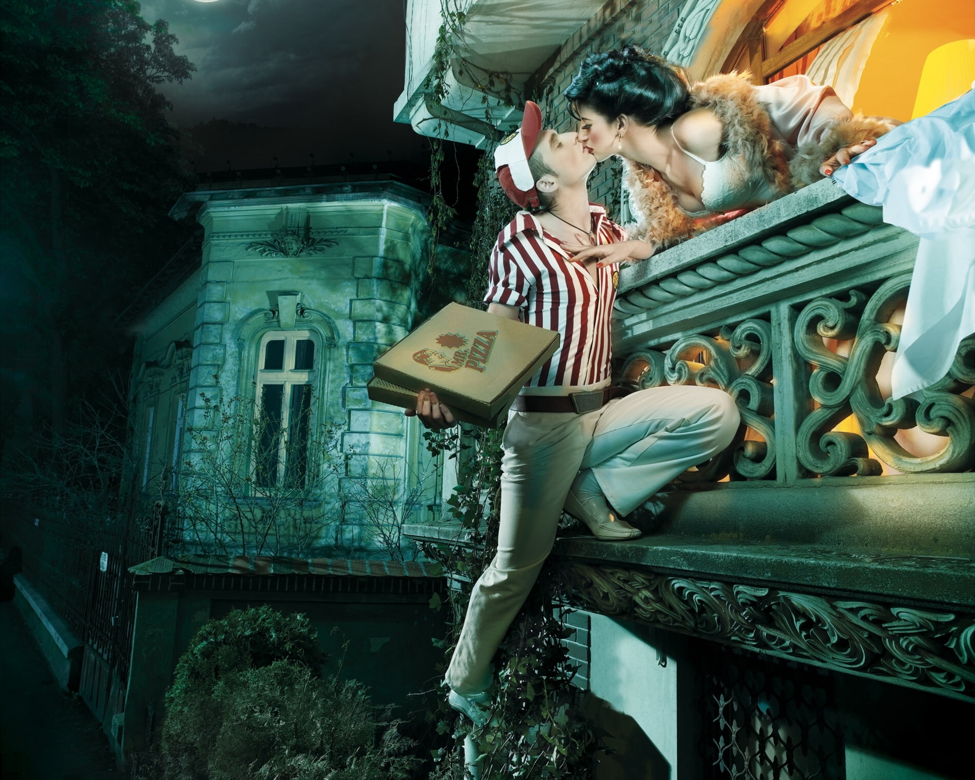 the pizza guy, kiss, man, 1080P, delivery, guy, pizza, artwork, lovers, balcony, woman, HD Wallpaper