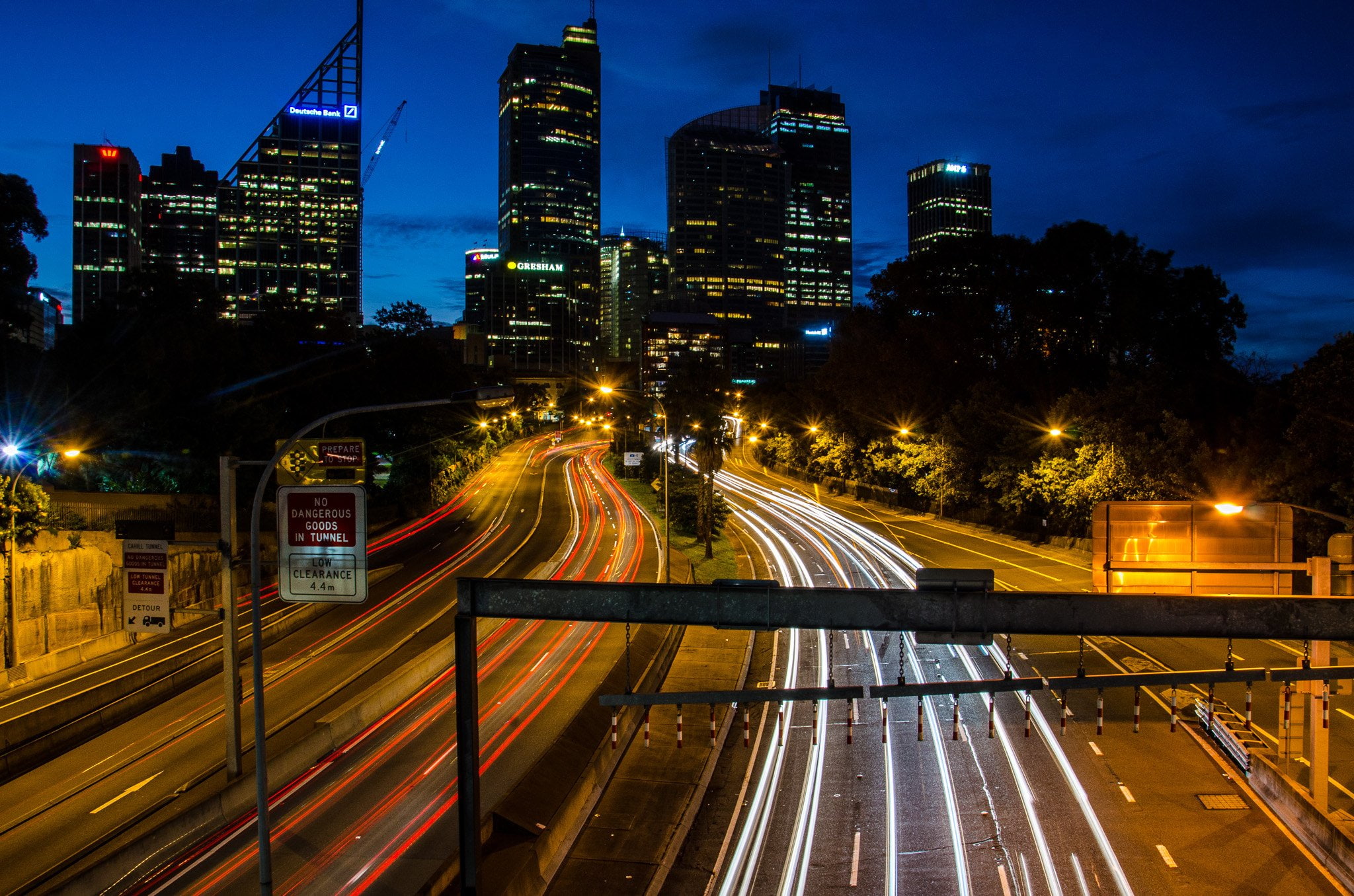 panoramic, ray, 1080P, light, night, tasmanie, monuments, hotel, cities, bridges, architecture, sea, australia, towers, opera, way, tower, tasmania, sydney, HD Wallpaper