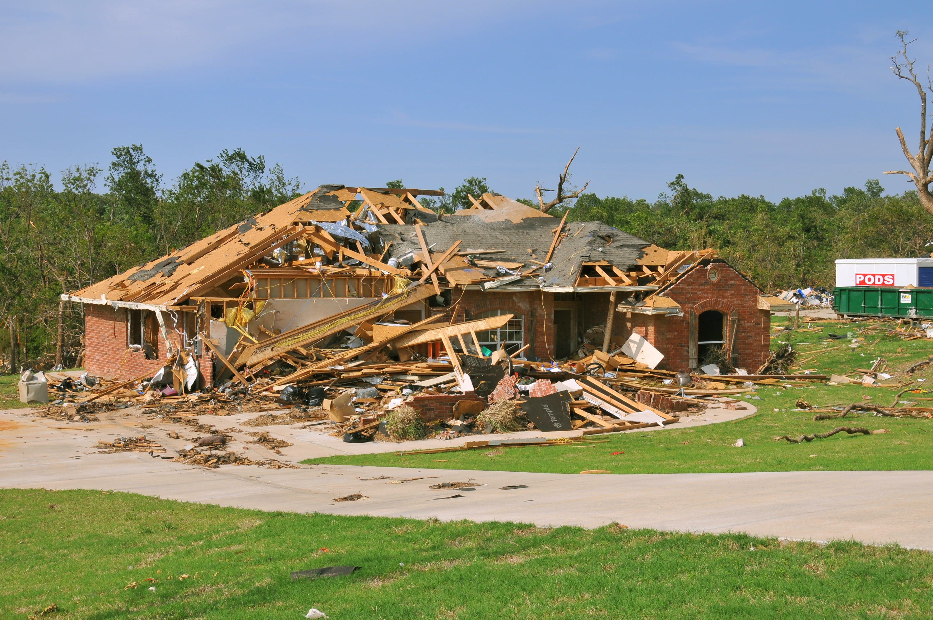 abandoned, storm, ruined, sky, architecture, industry, wooden, building, twister, obsolete, debris, demolished, outdoors, destroyed, property, plant, built structure, HD Wallpaper