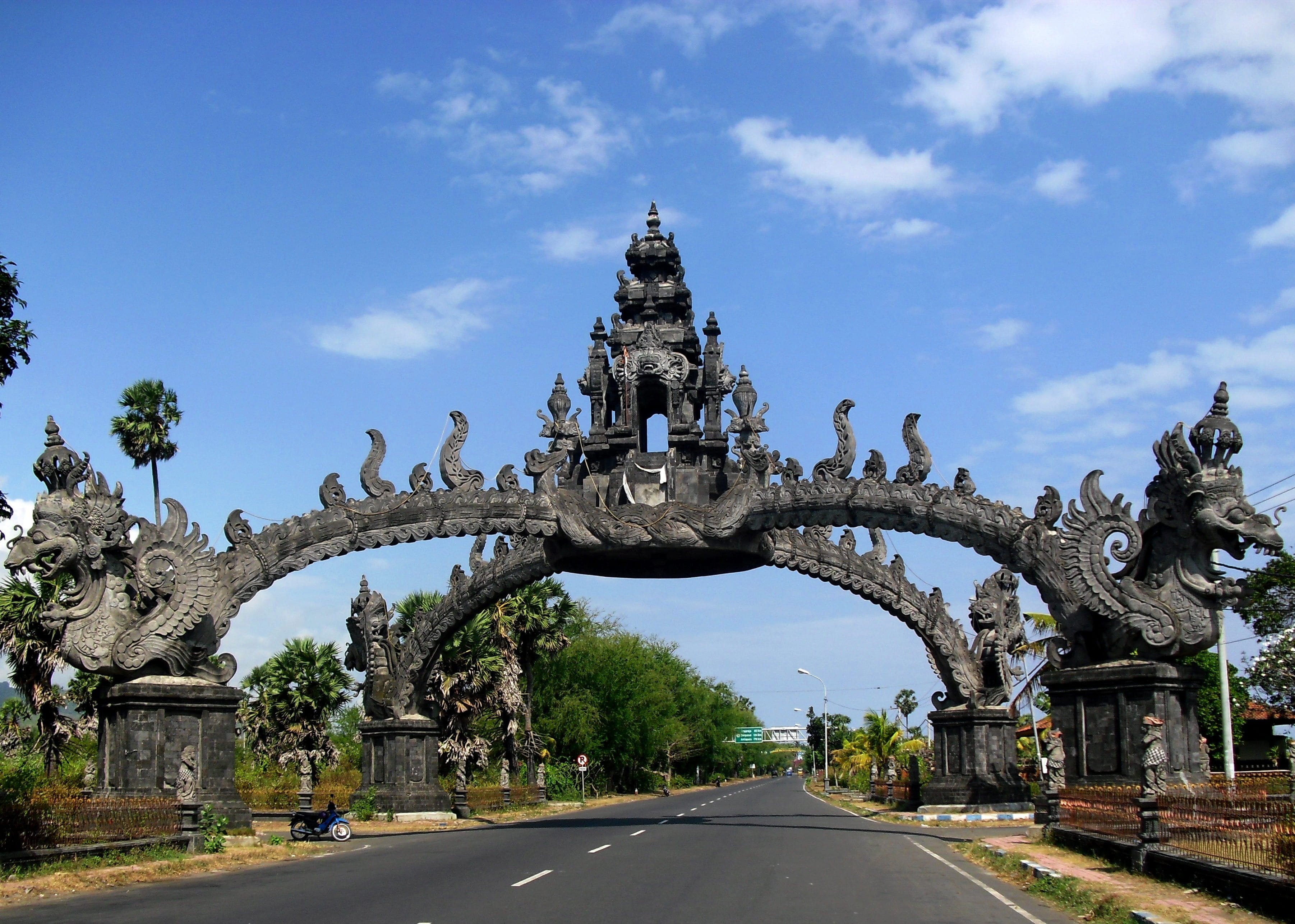 travel, photo, day, rilief, history, gateway, road, art and craft, shot, gilimanuk, cloud - sky, built structure, sky, asian, building exterior, gate, famous, HD Wallpaper
