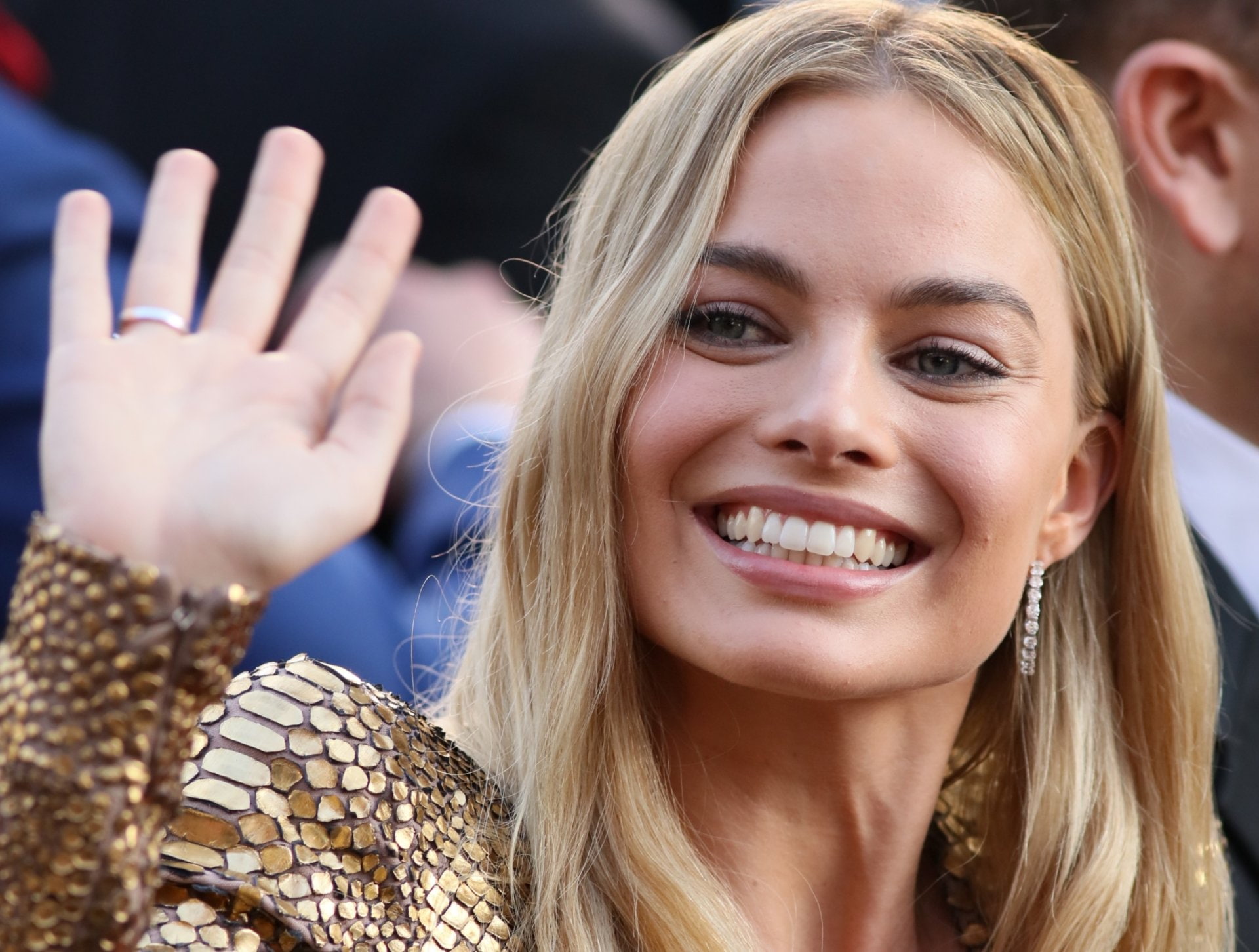 Smile, Actress, Actresses, Margot Robbie, Woman, Australian, Blonde, 1080P, HD Wallpaper