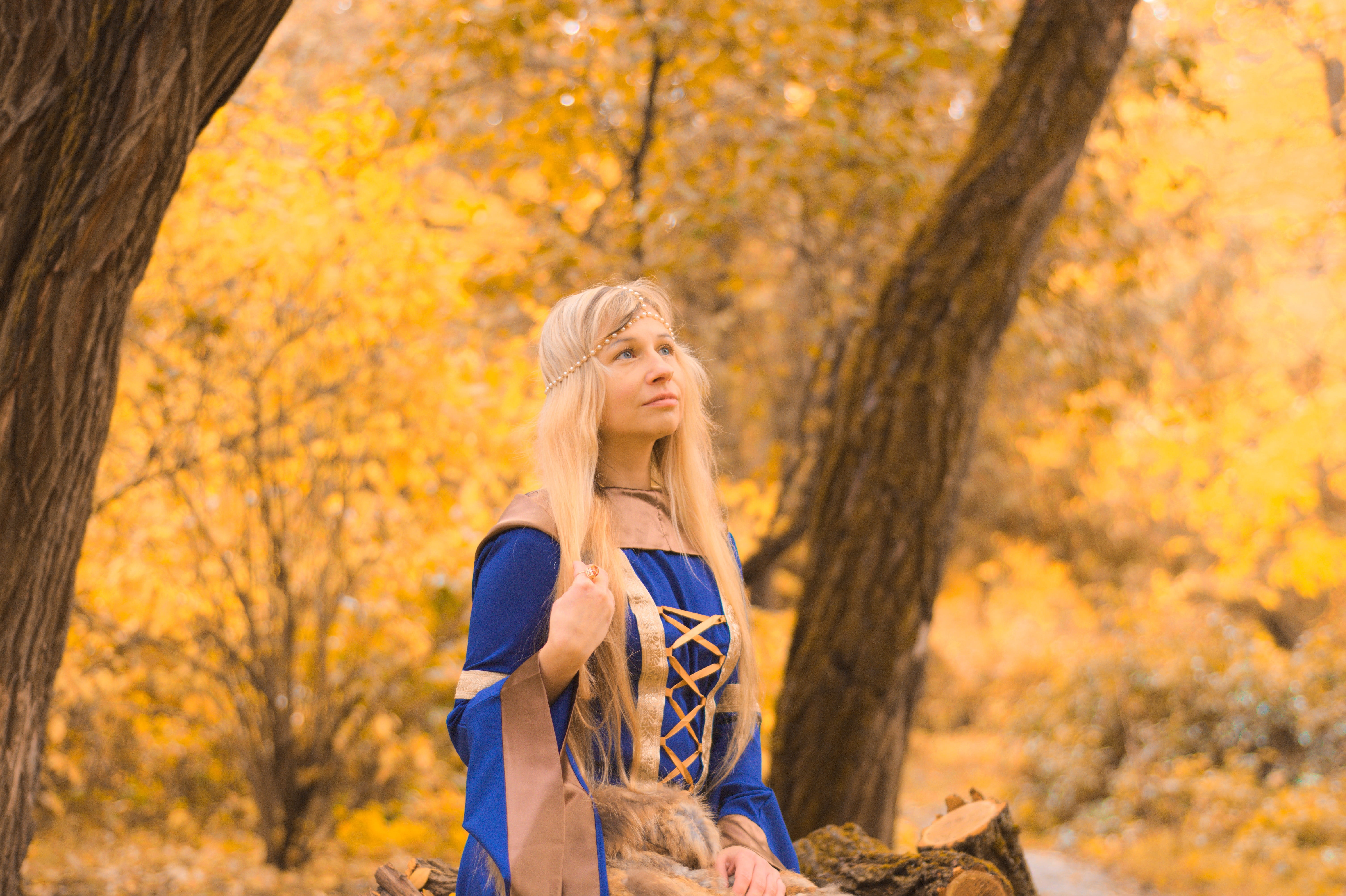 blond hair, sorceress, antiquity, the middle ages, magic, medieval way, autumn, beauty, teenager, beautiful woman, hairstyle, change, fashion, long hair, HD Wallpaper