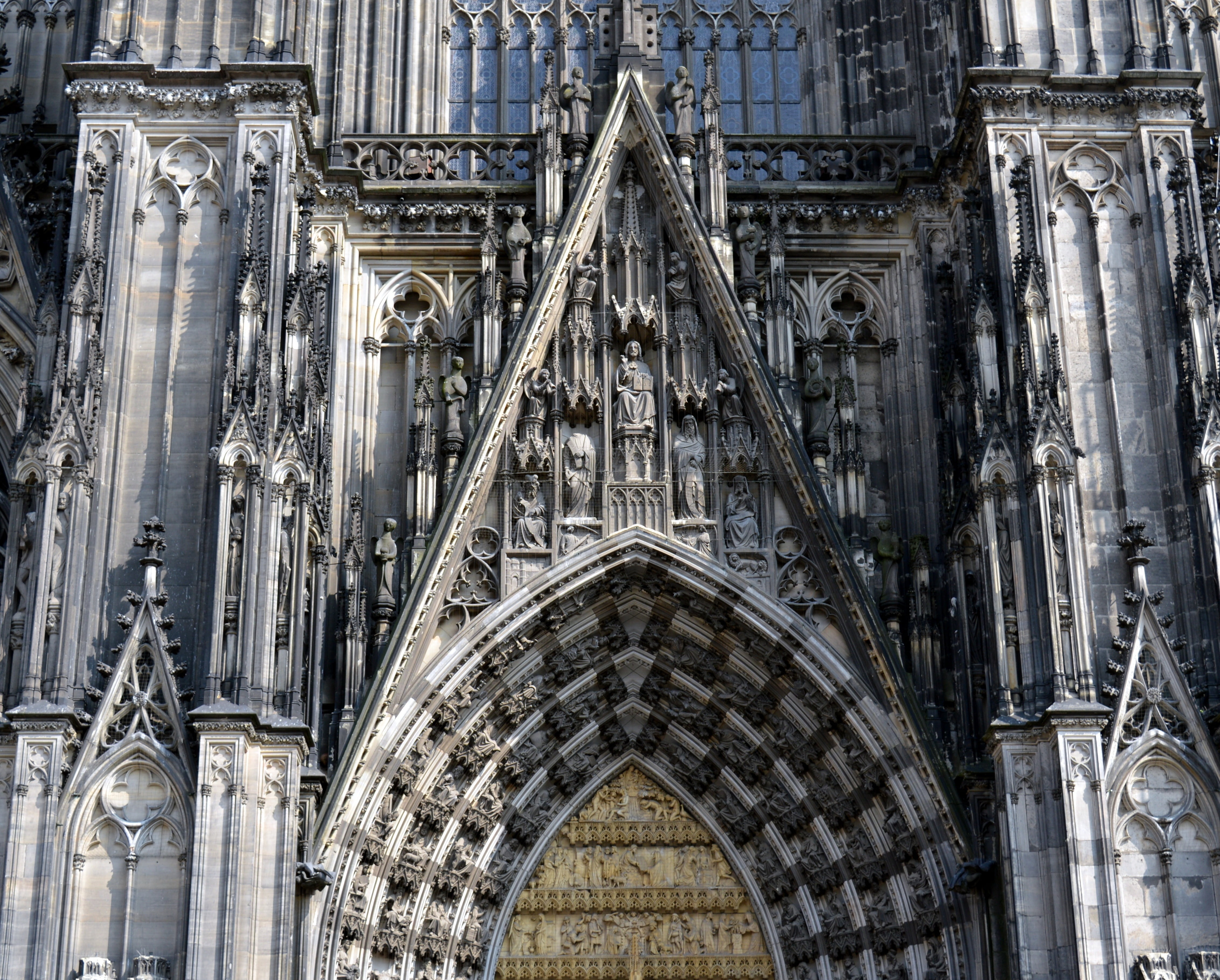 outdoors, old town, religion, catholics, cologne, history, built Structure, low angle view, cathedral, landmark, architectural column, famous Place, tourist attraction, HD Wallpaper