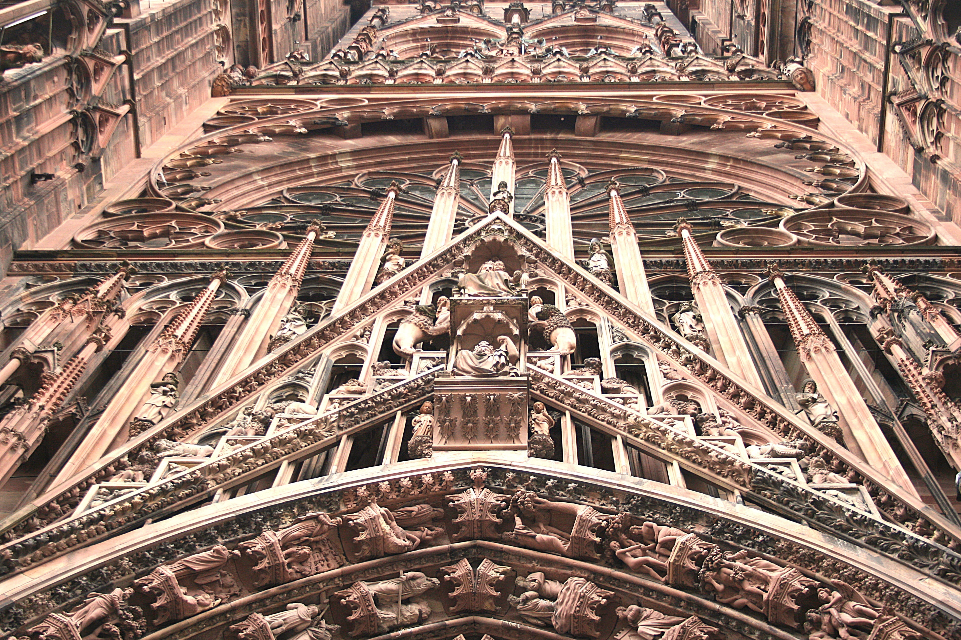 the past, 4K, stonemason work, belief, history, day, directly below, building, spirituality, architecture, portal, sacred architecture, low angle view, HD Wallpaper