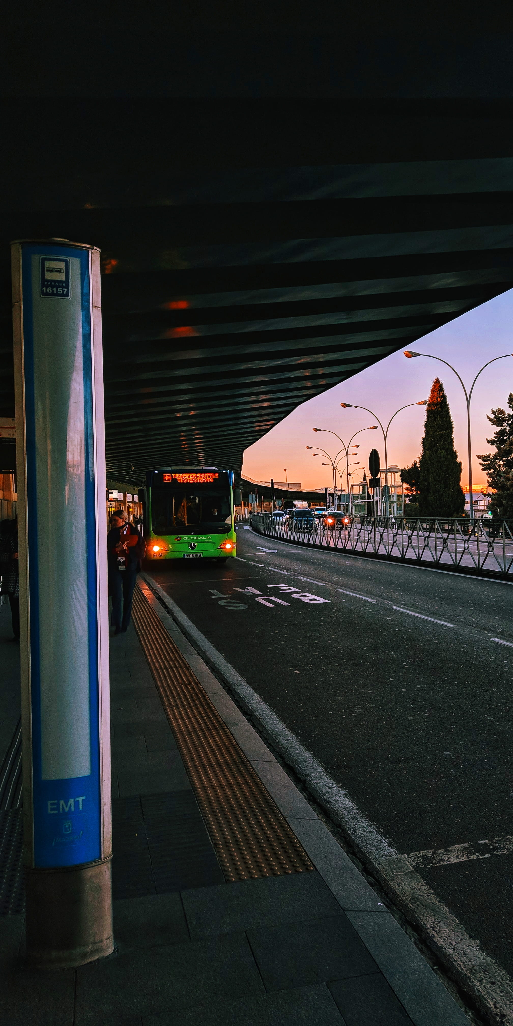 nature, public transportation, night, city, station, person, bus, adolfo suárez, outdoors, vehicle, road, railroad track, tarmac, madrid, train, phone, Phone HD Wallpaper