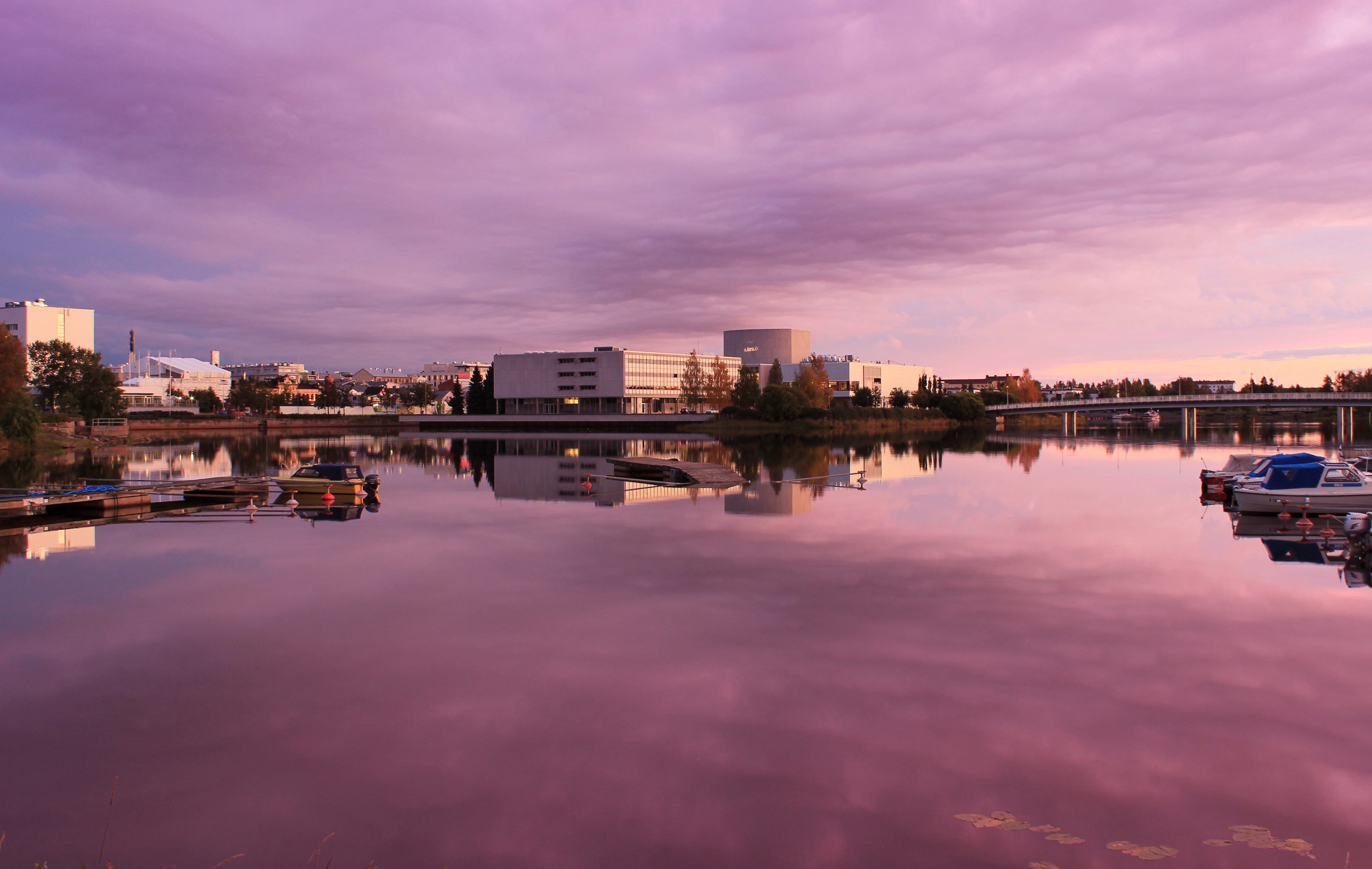romantic sky, cityscape, transportation, outside, clouds, shoreline, River, building exterior, water, Oulu, boats, residential district, reflection, Finland, HD Wallpaper