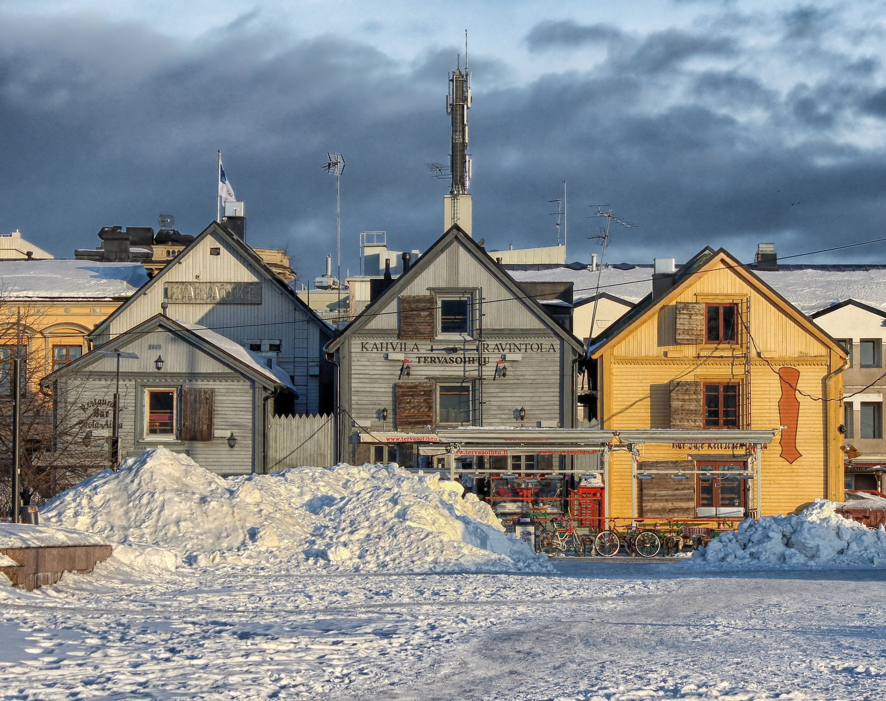 clouds, building, finland, shops, cities, cold temperature, cloud - sky, sky, built structure, water, building Exterior, oulu, covering, day, frozen, cold - Temperature, HD Wallpaper