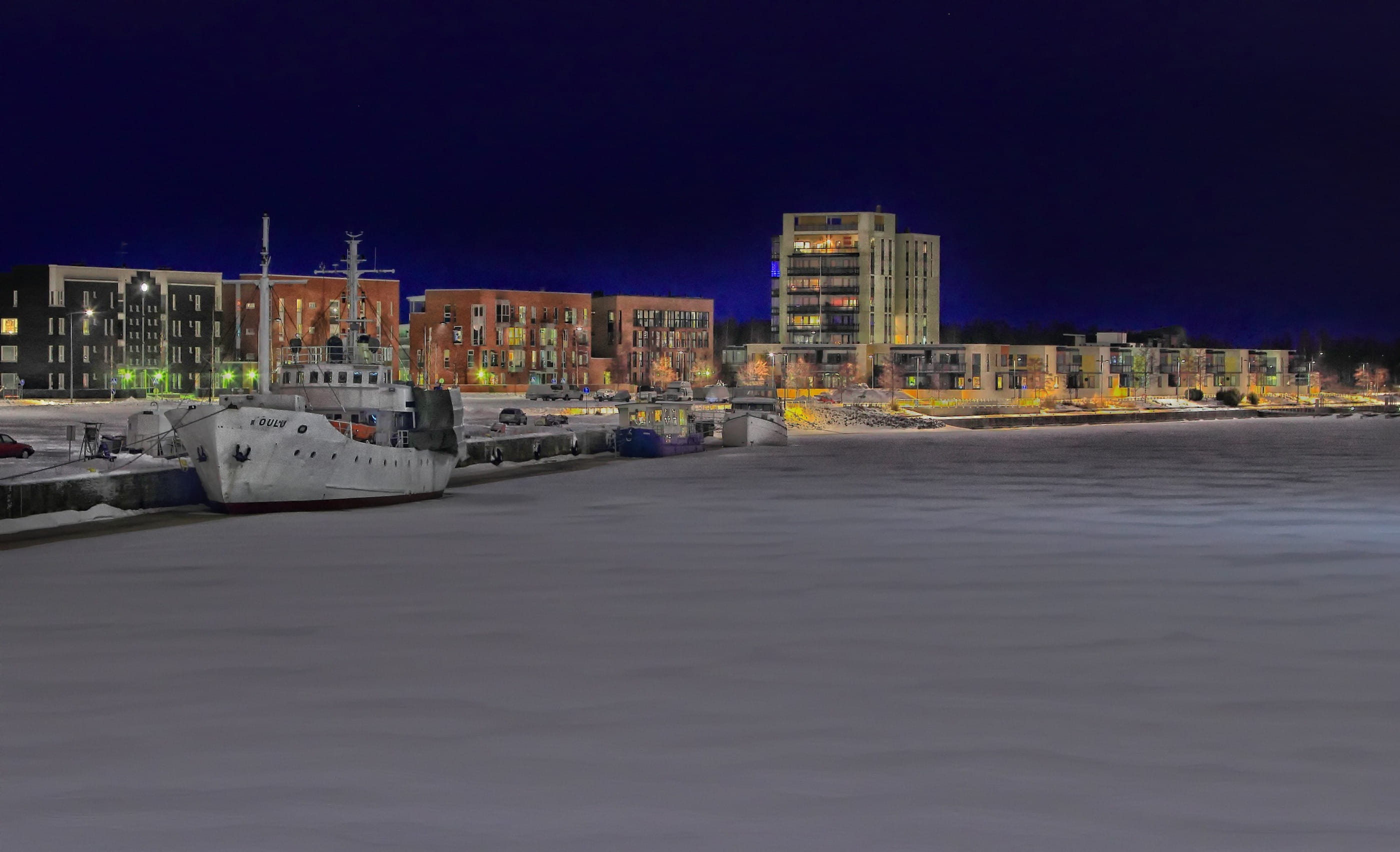 outdoors, sky, street, city life, oulu, city, River, road, car, ice, motor vehicle, architecture, outside, Boats, skyscraper, night, buildings, dock, snow, HD Wallpaper