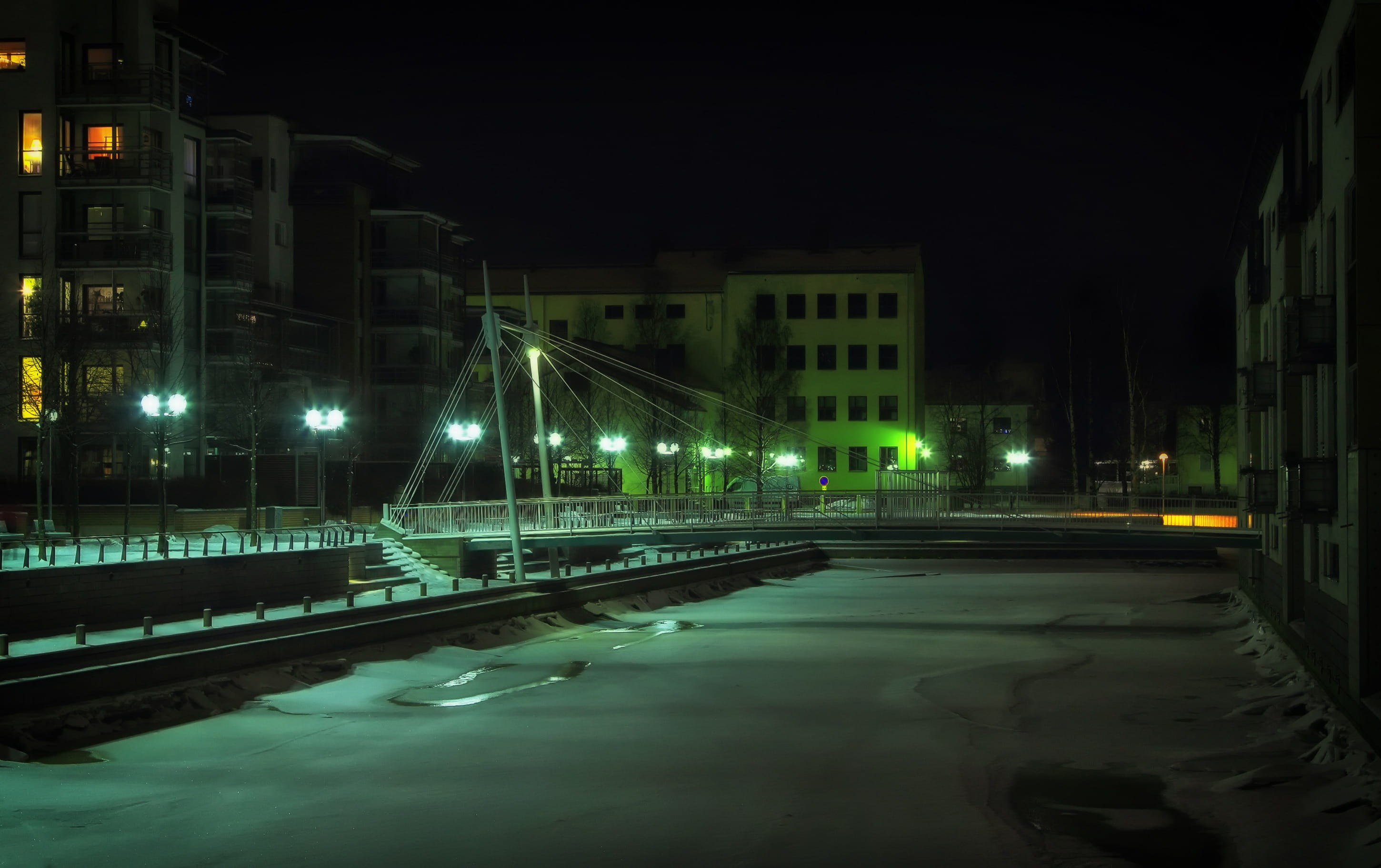 cold temperature, Finland, street, building exterior, pedestrian bridge, 2K, Night, lighting equipment, direction, architecture, Evening, winter, nature, HD Wallpaper