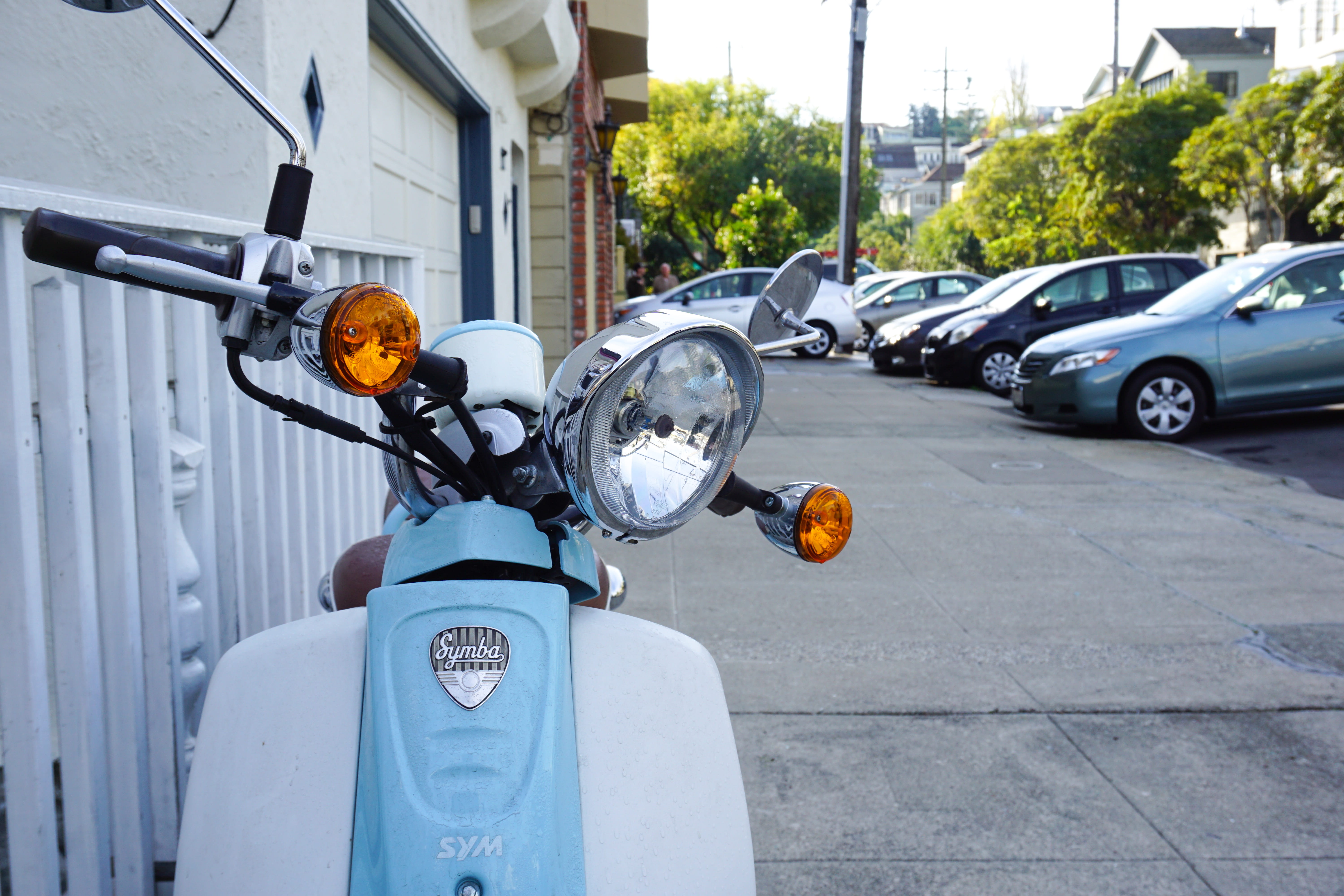 5K, building exterior, bike, outdoors, suburb, mode of transportation, day, street, stationary, motor scooter, real people, architecture, united states, HD Wallpaper