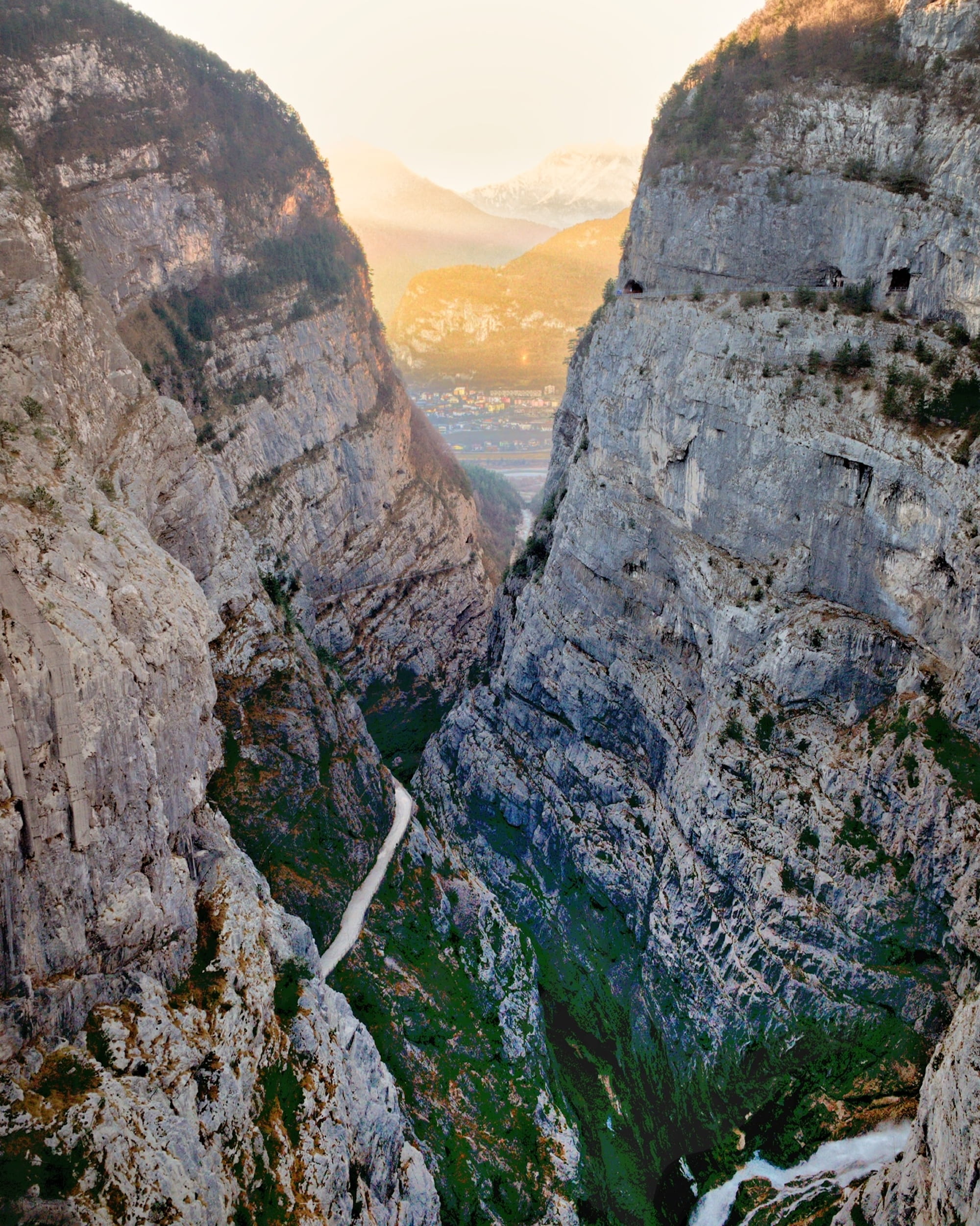 pordenone, geology, nature, sky, eroded, rock formation, cliff, grass, slope, sun, idyllic, canyon, rock, dam, outdoors, italy, scenics - nature, rock - object, Phone HD Wallpaper