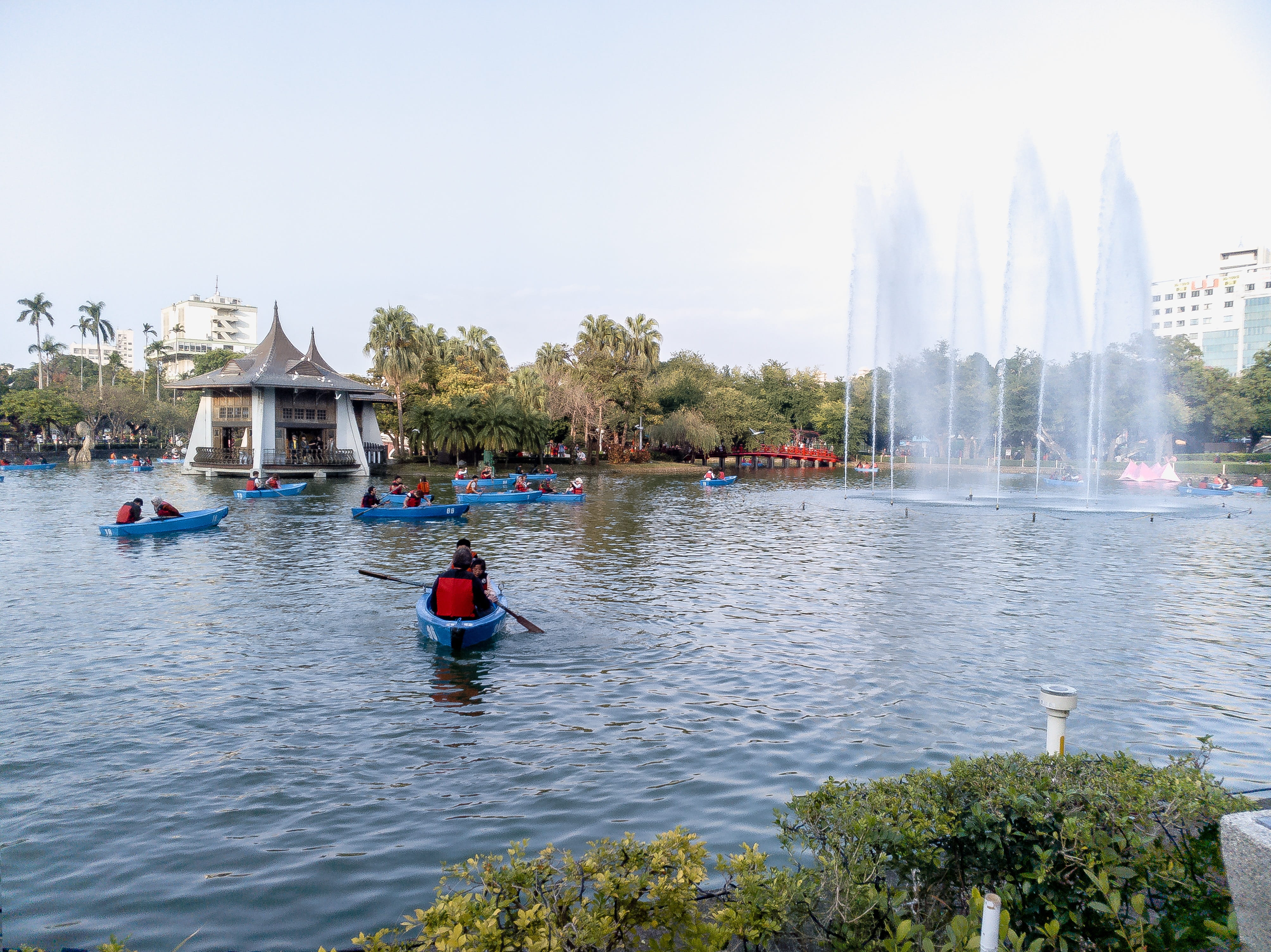 lake, real people, transportation, taichung, people, nature, building exterior, taichung city, outdoors, mode of transportation, nautical vessel, day, plant, HD Wallpaper