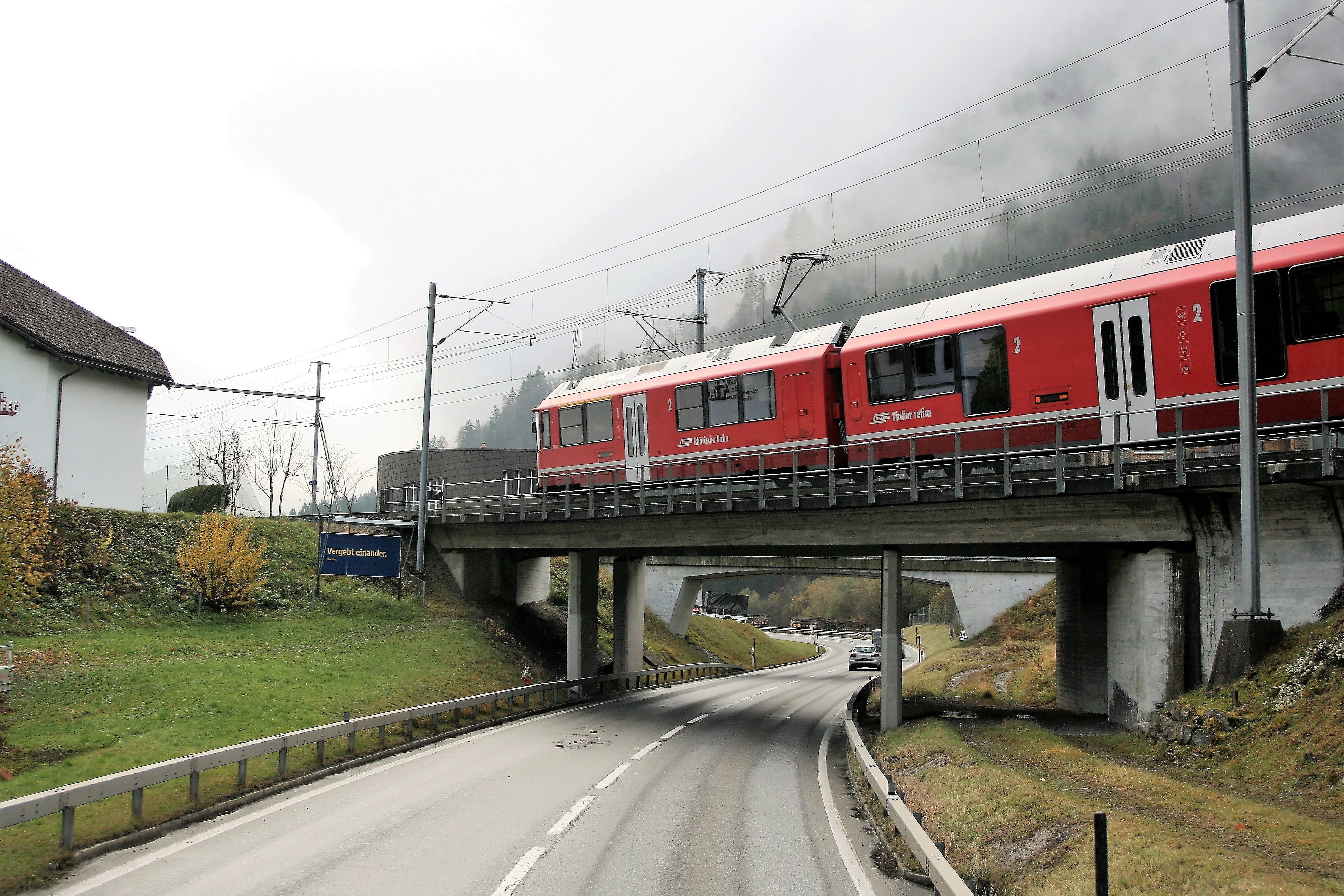pull station, track, clouds, sky, architecture, train - vehicle, city, mode of transportation, wagons, transport, switzerland, rails, passenger train, railway, HD Wallpaper