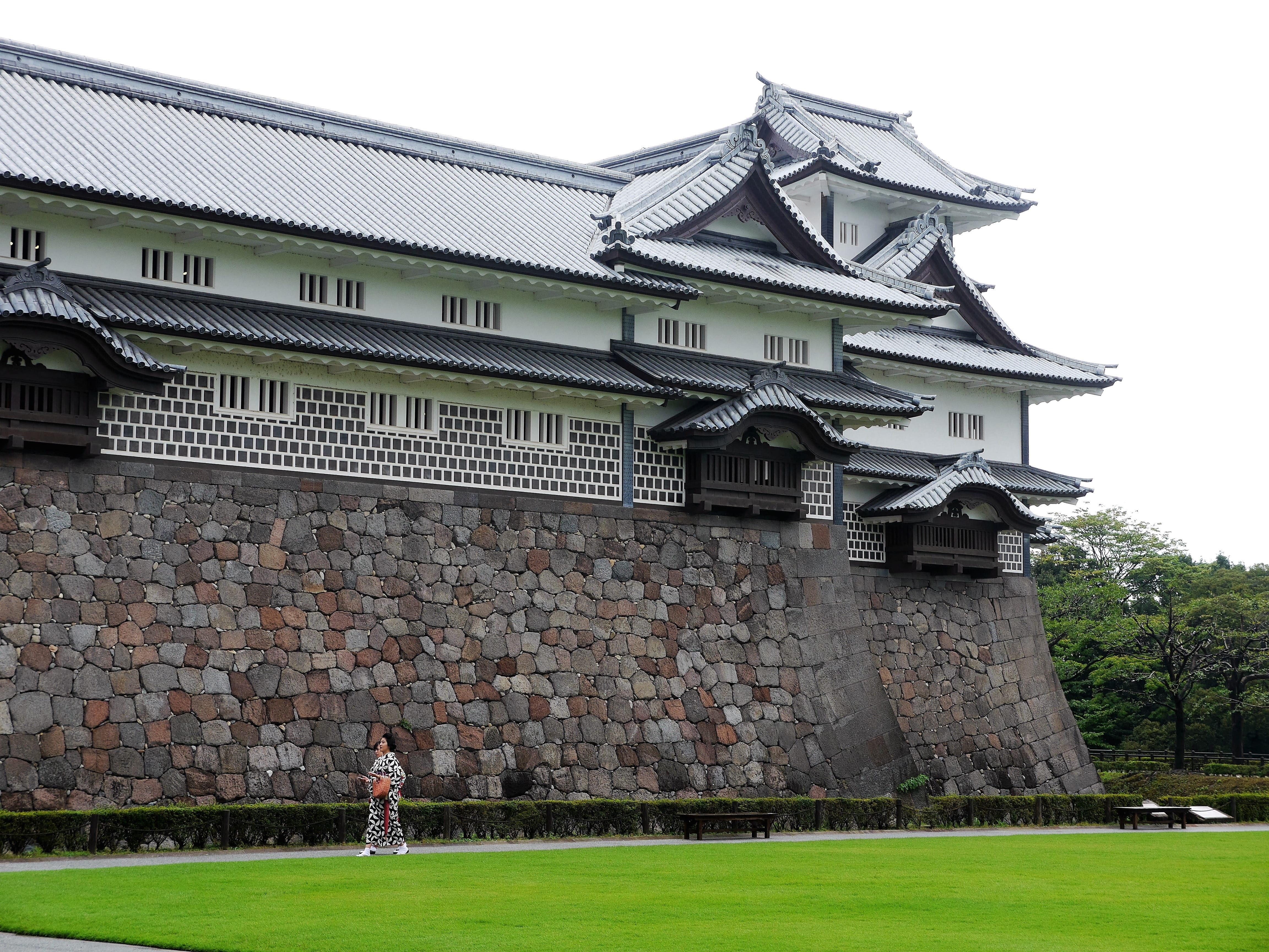 men, nature, ishikawa, architecture, built structure, real people, history, grass, prefecture, lifestyles, old, house, kanazawa, clear sky, building, building exterior, HD Wallpaper