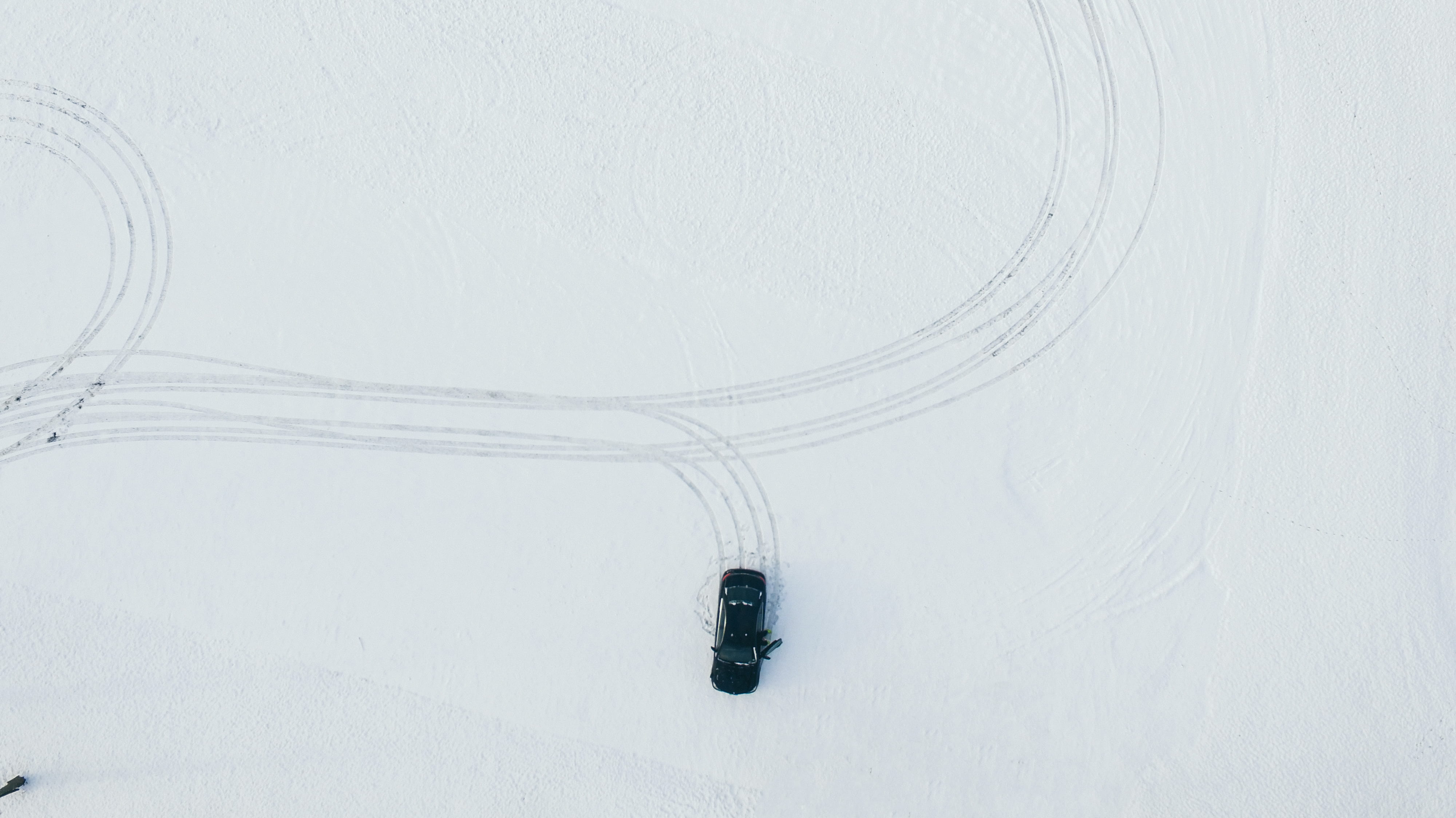 connection, first, white background, winter, drive, copy space, close-up, peaceful, parking, aerial view, wall - building feature, driving, design, indoors, HD Wallpaper